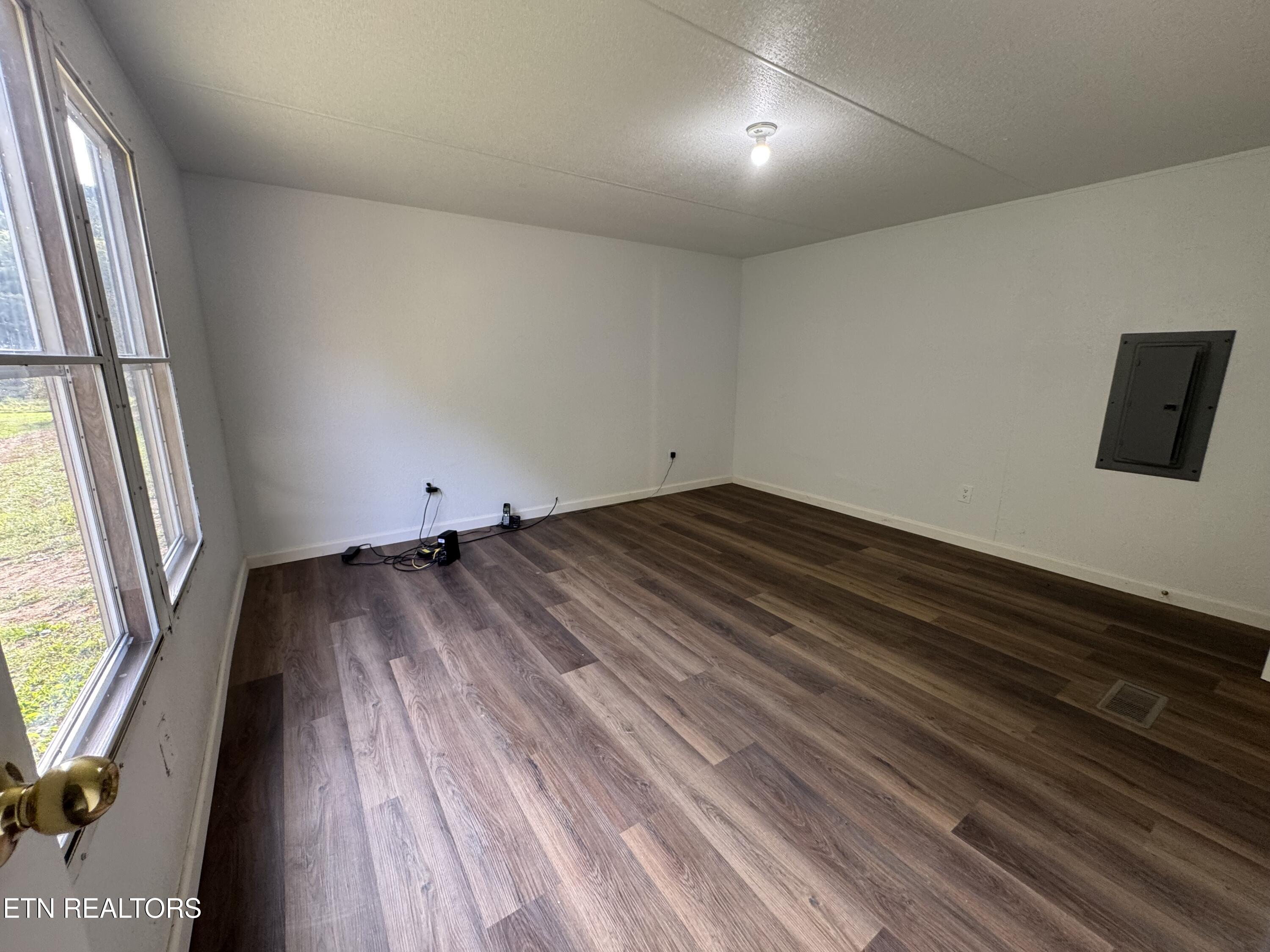 131 Kyle Valley Road Eidson TN 37731