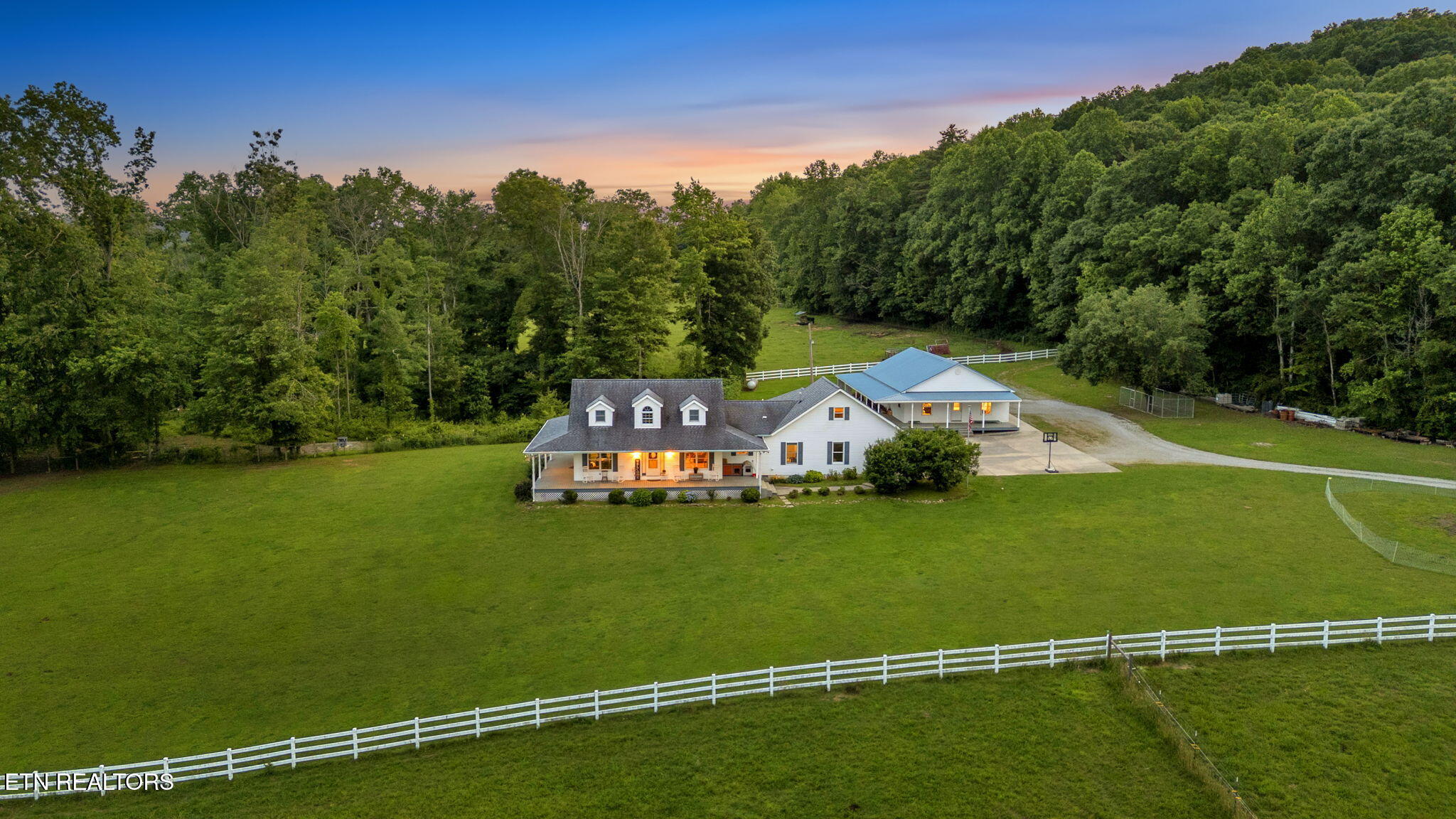 596 Clifty Creek Road Oakdale TN 37829