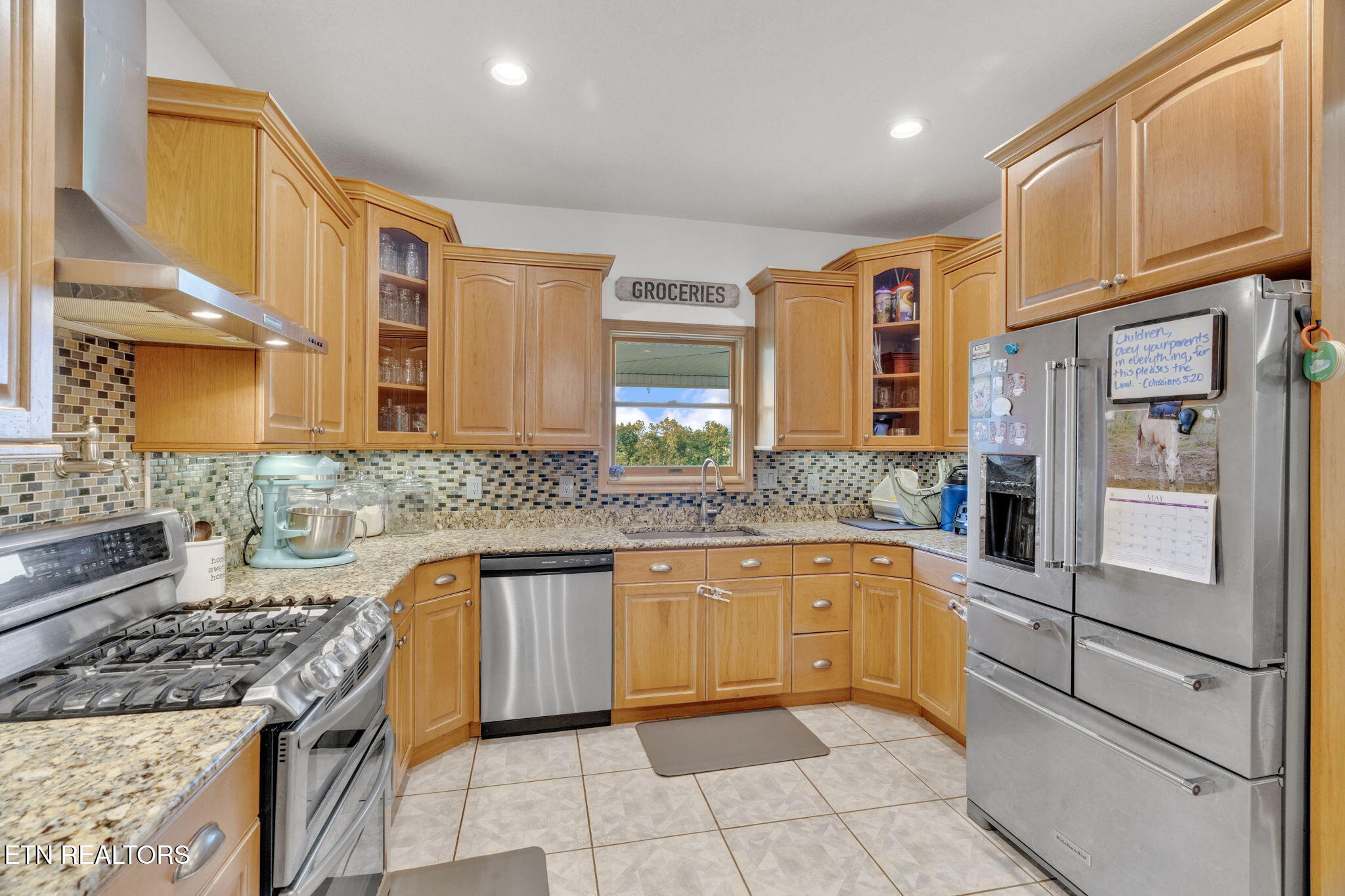 596 Clifty Creek Road Oakdale TN 37829