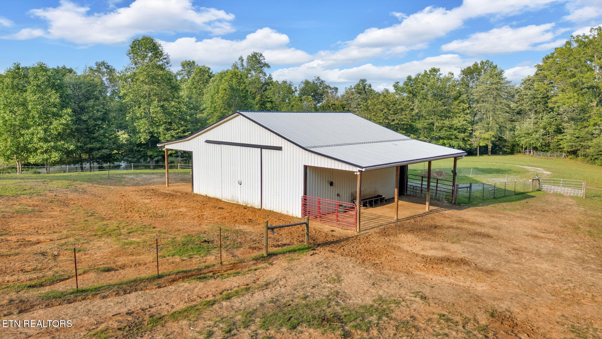 596 Clifty Creek Road Oakdale TN 37829