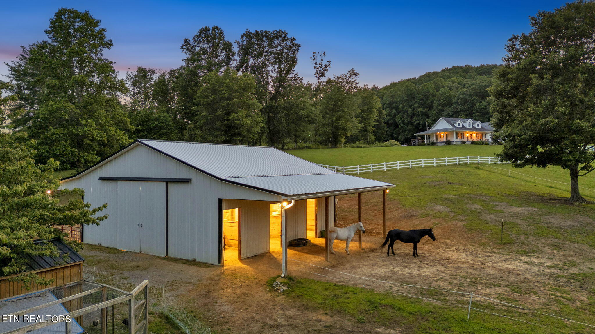 596 Clifty Creek Road Oakdale TN 37829