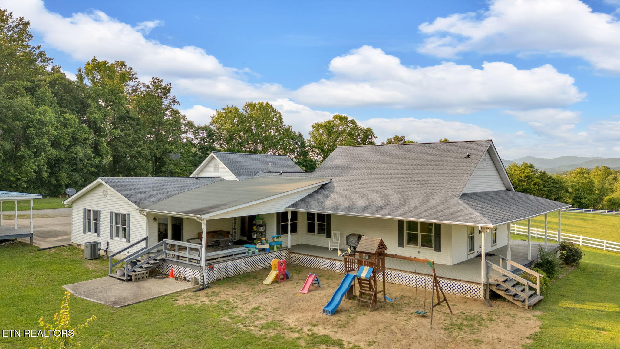 596 Clifty Creek Road Oakdale TN 37829