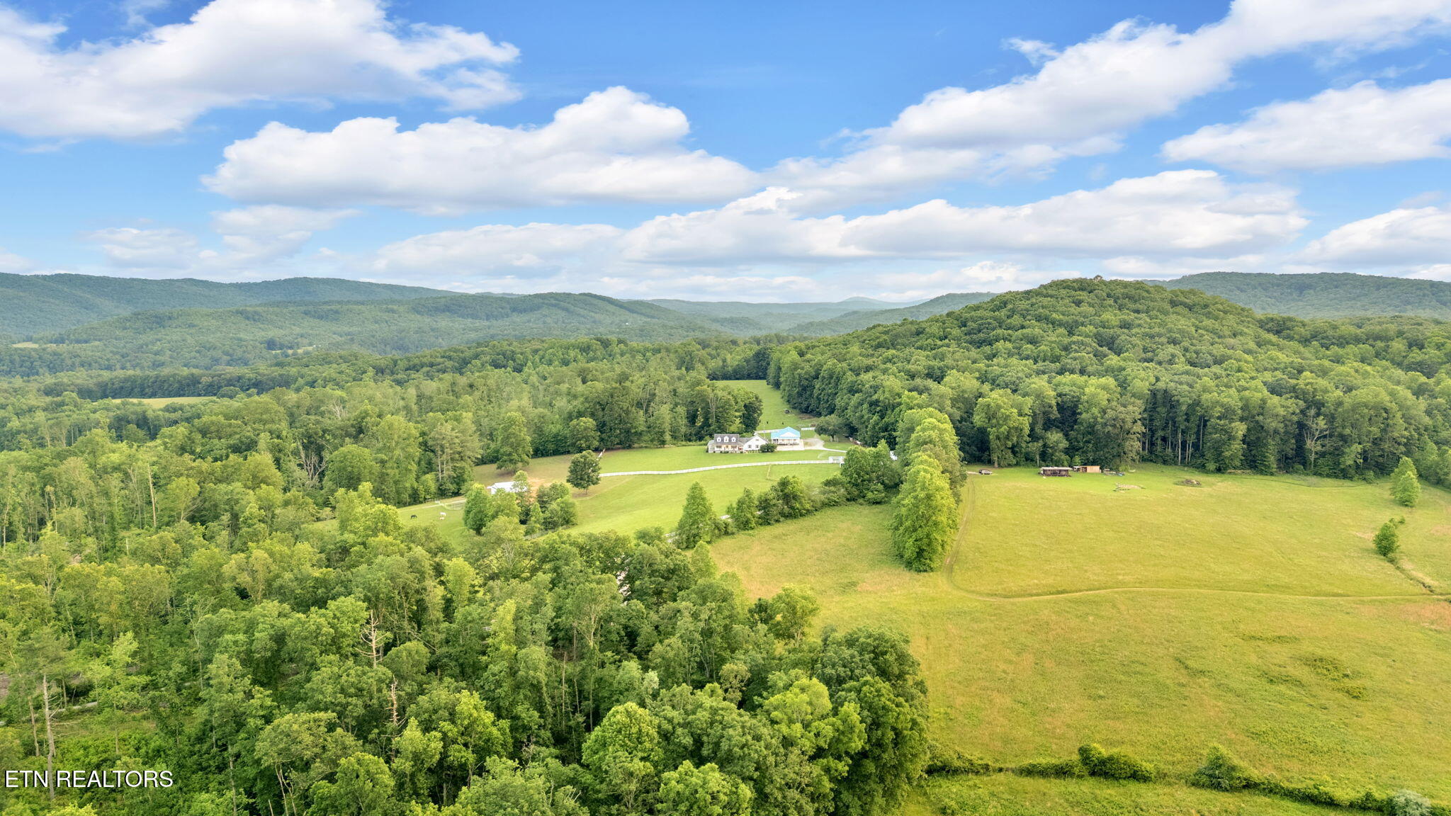 596 Clifty Creek Road Oakdale TN 37829
