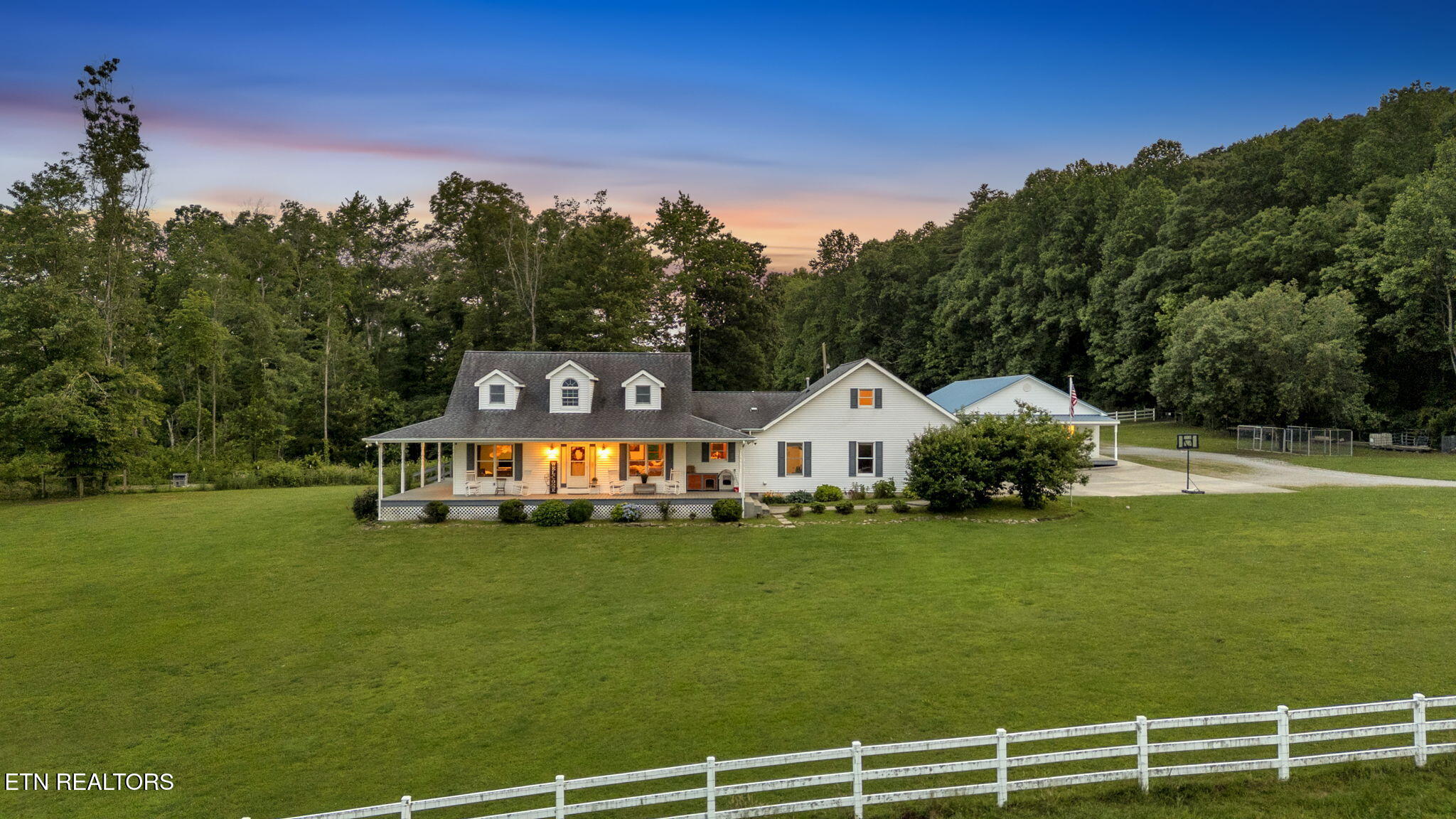 596 Clifty Creek Road Oakdale TN 37829