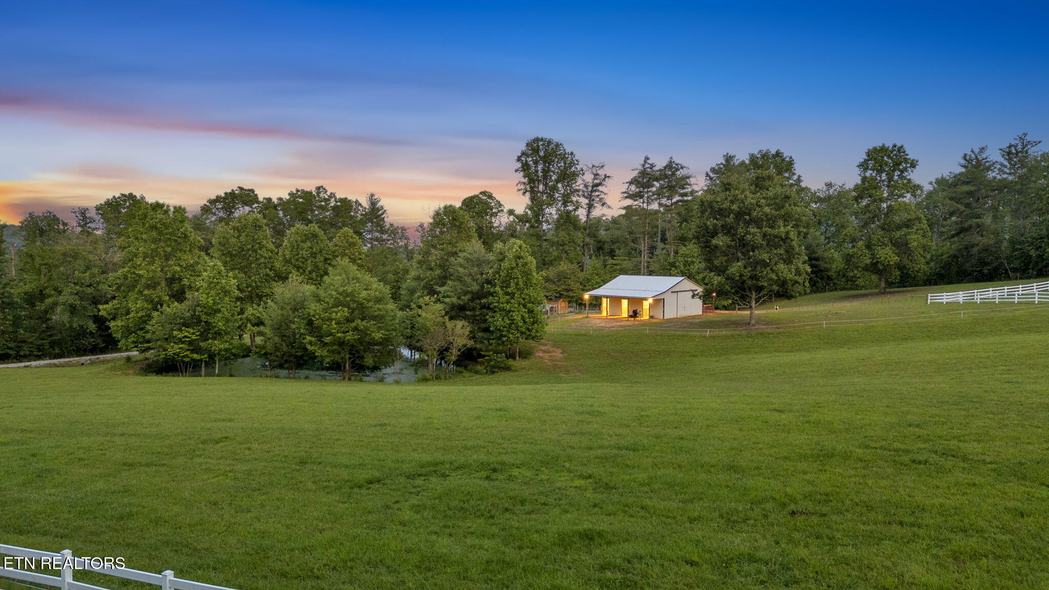 596 Clifty Creek Road Oakdale TN 37829