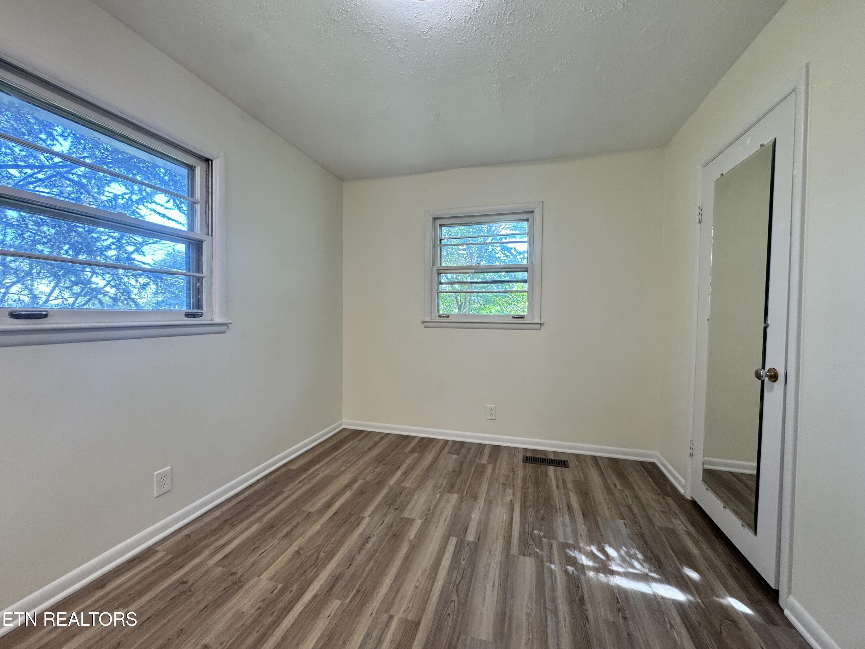 8029 Sharp Road Powell TN 37849