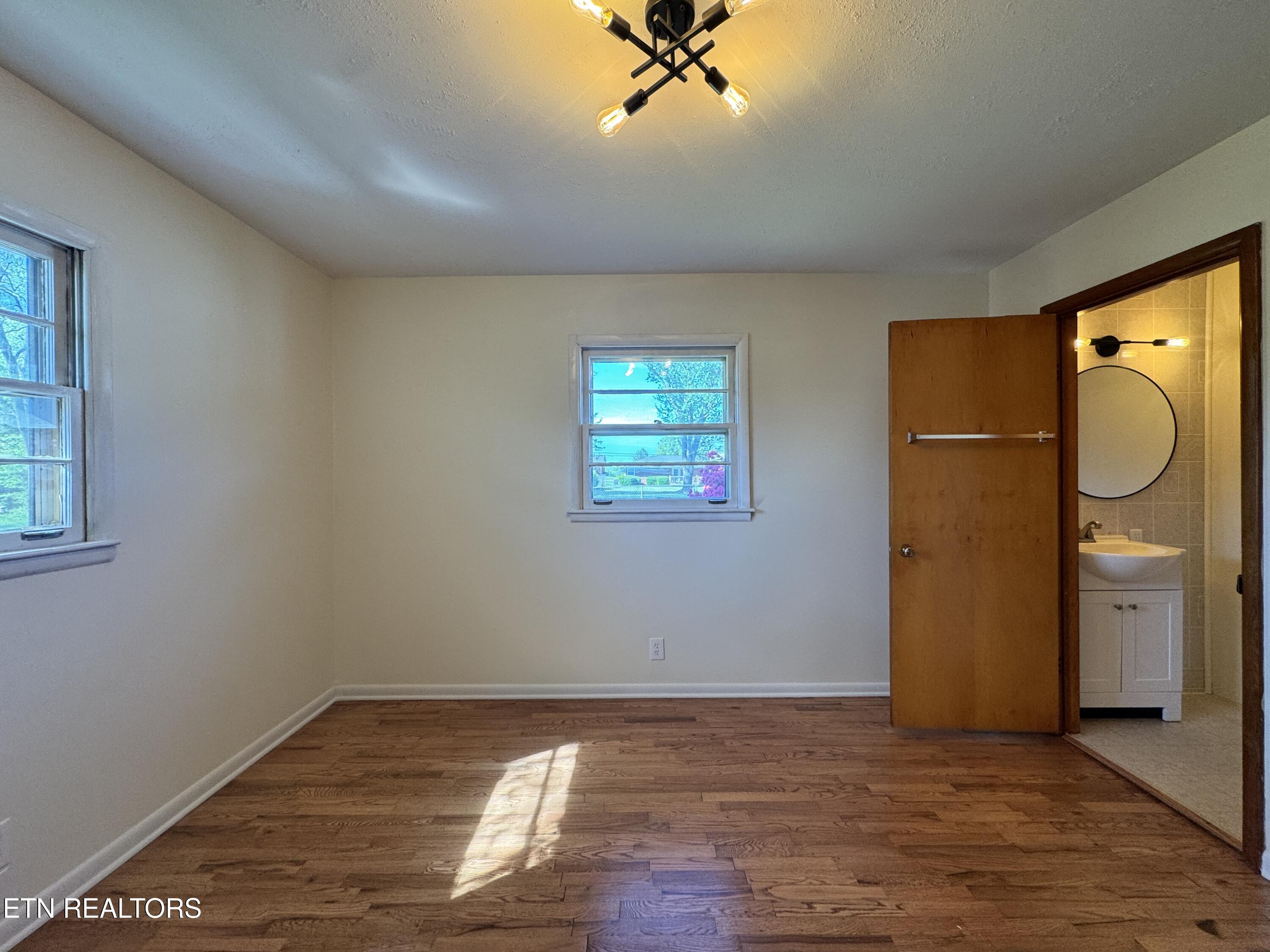 8029 Sharp Road Powell TN 37849