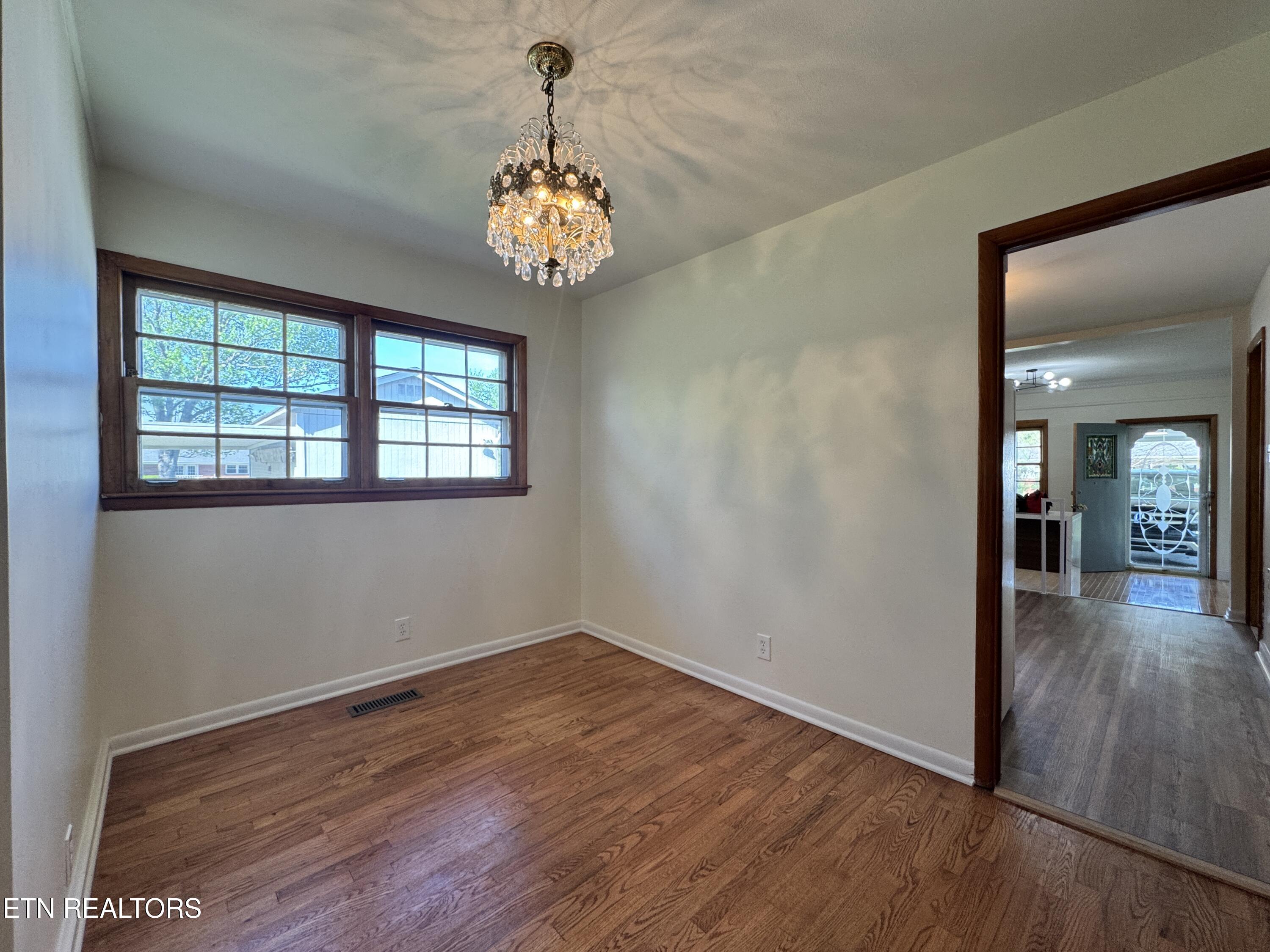 8029 Sharp Road Powell TN 37849