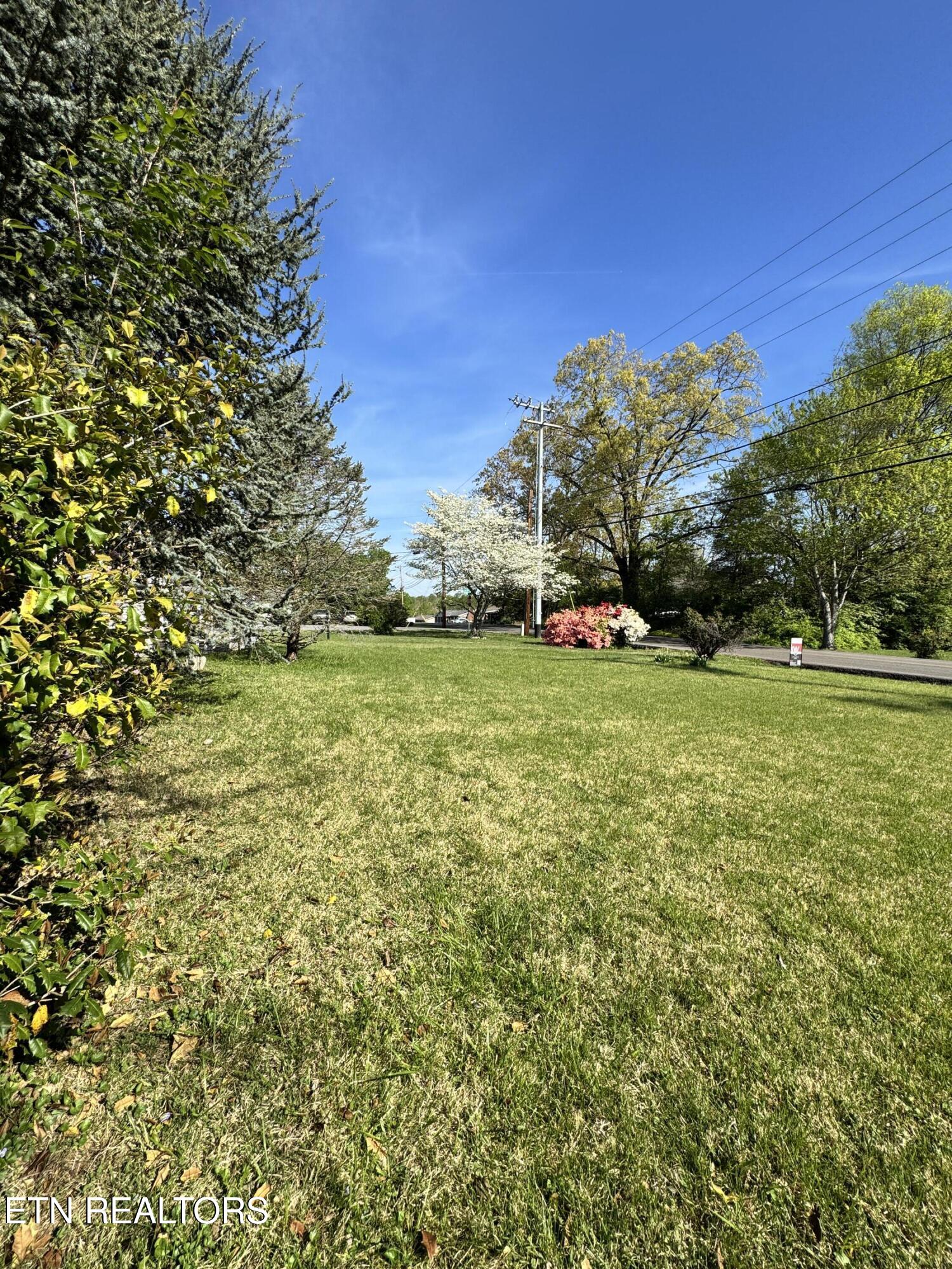 8029 Sharp Road Powell TN 37849
