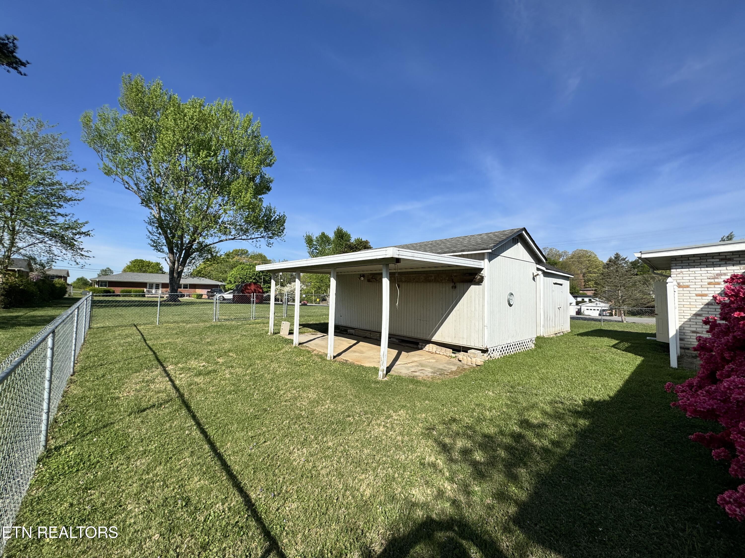 8029 Sharp Road Powell TN 37849