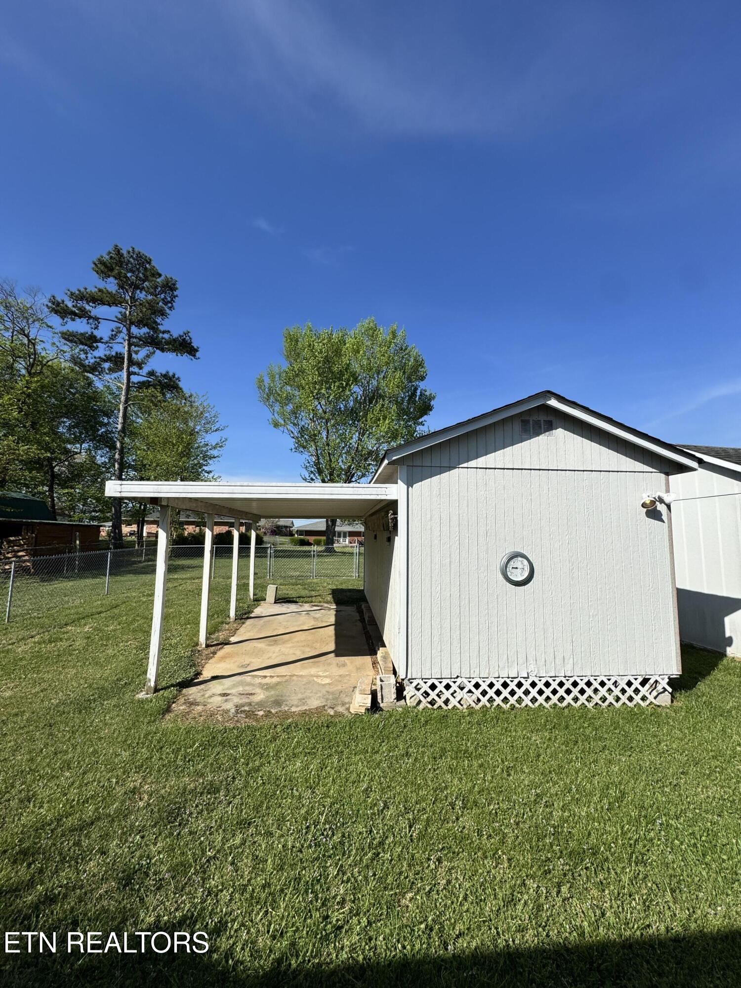 8029 Sharp Road Powell TN 37849
