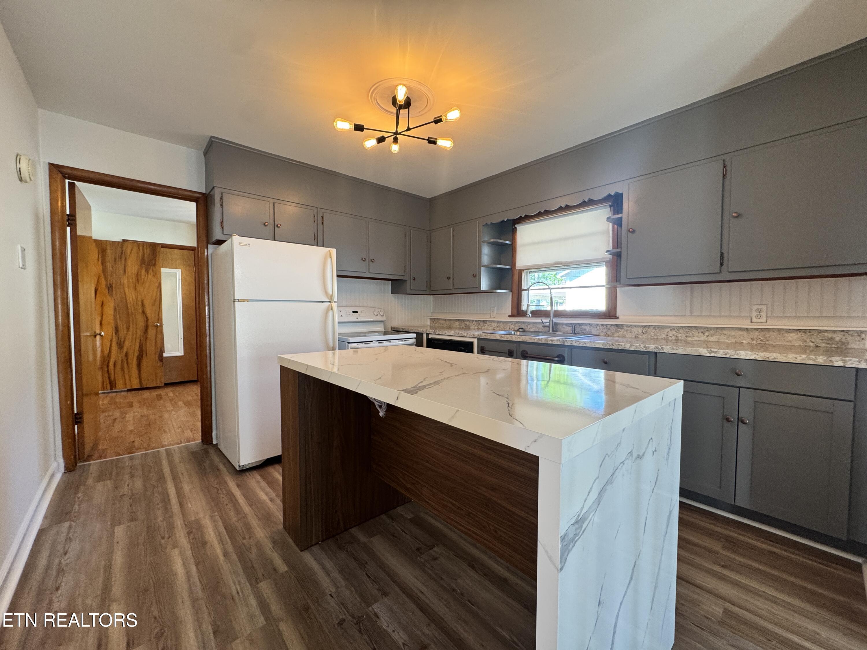 8029 Sharp Road Powell TN 37849