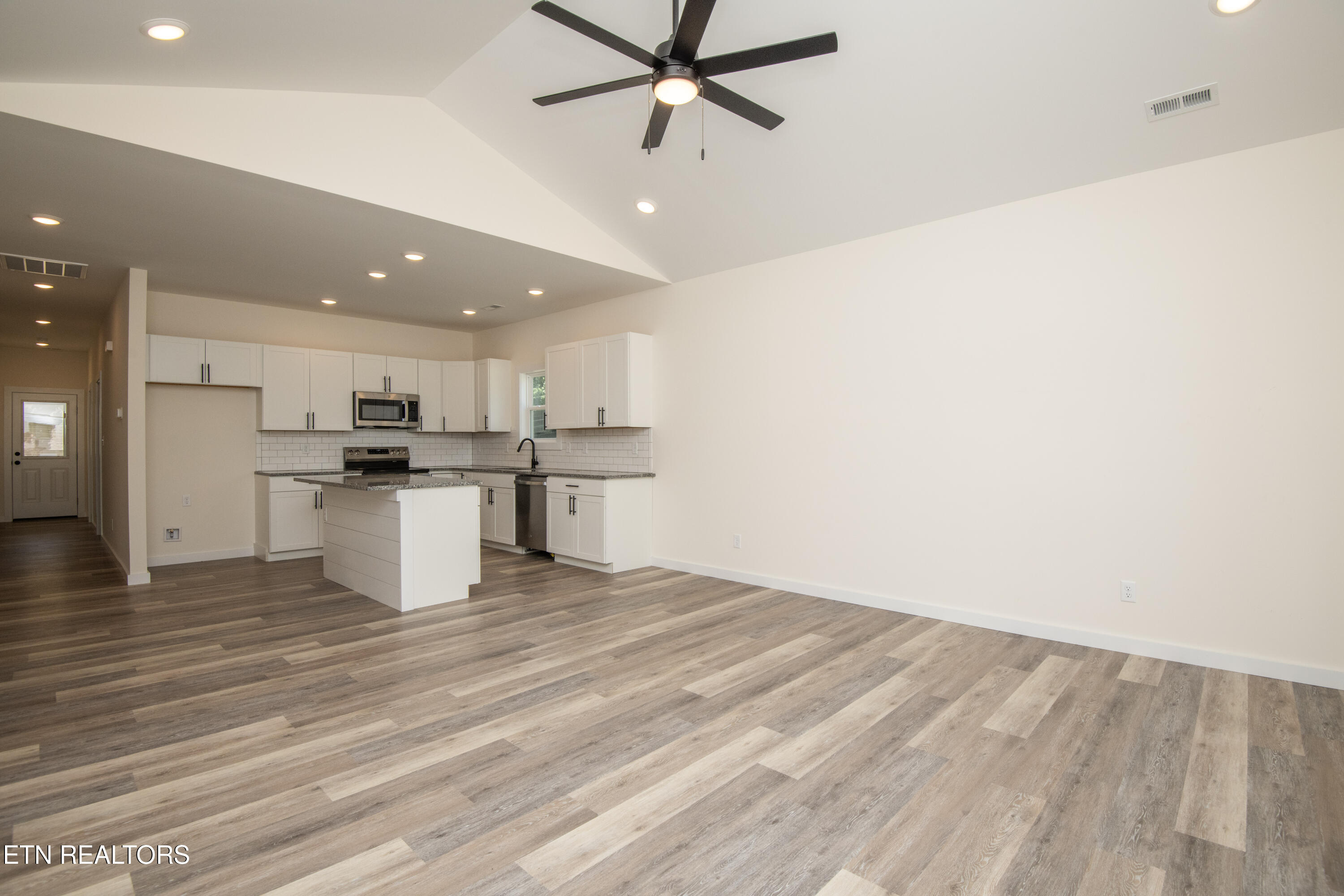 2004 Woods-smith Road Knoxville TN 37921