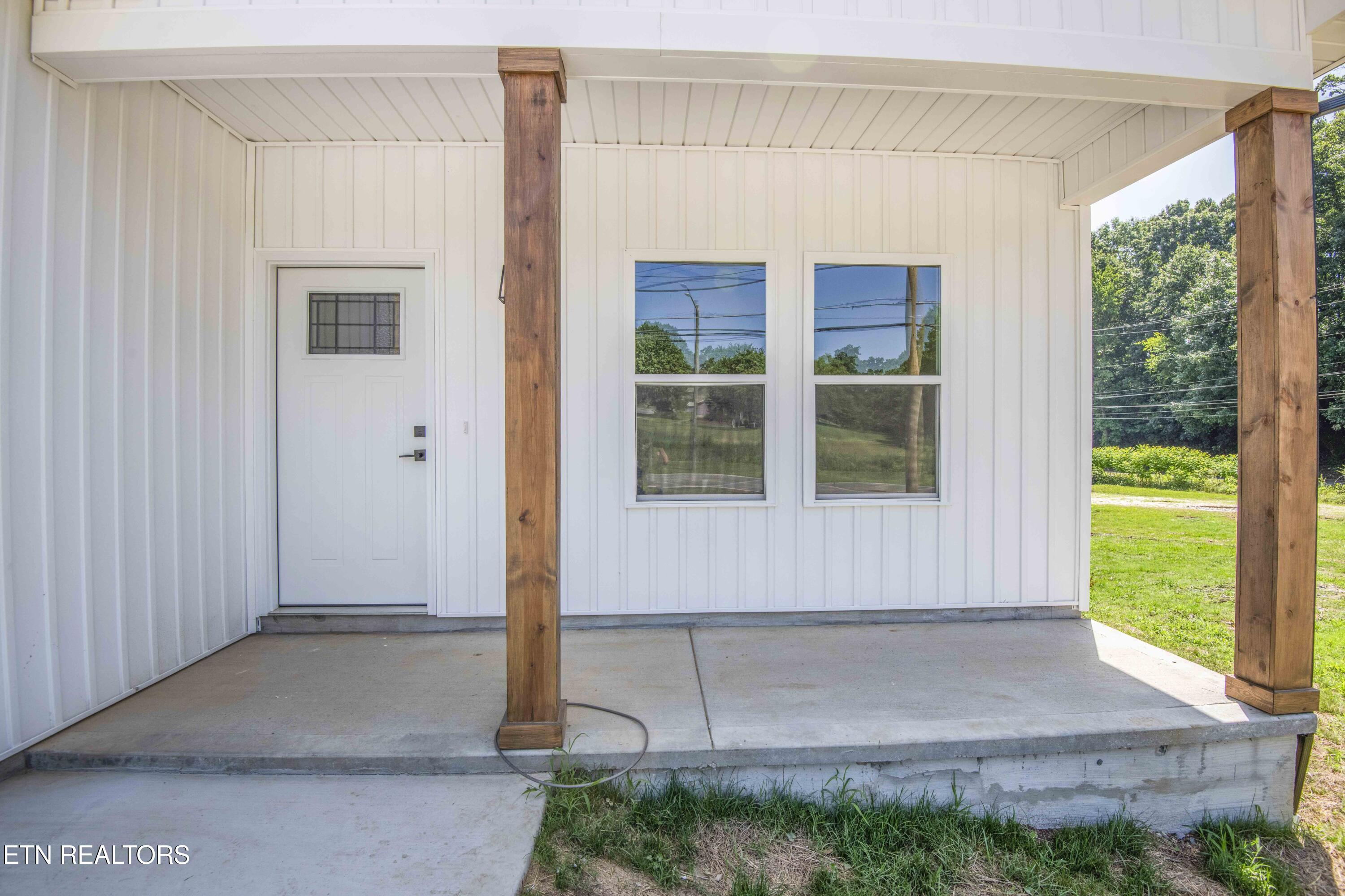 2004 Woods-smith Road Knoxville TN 37921