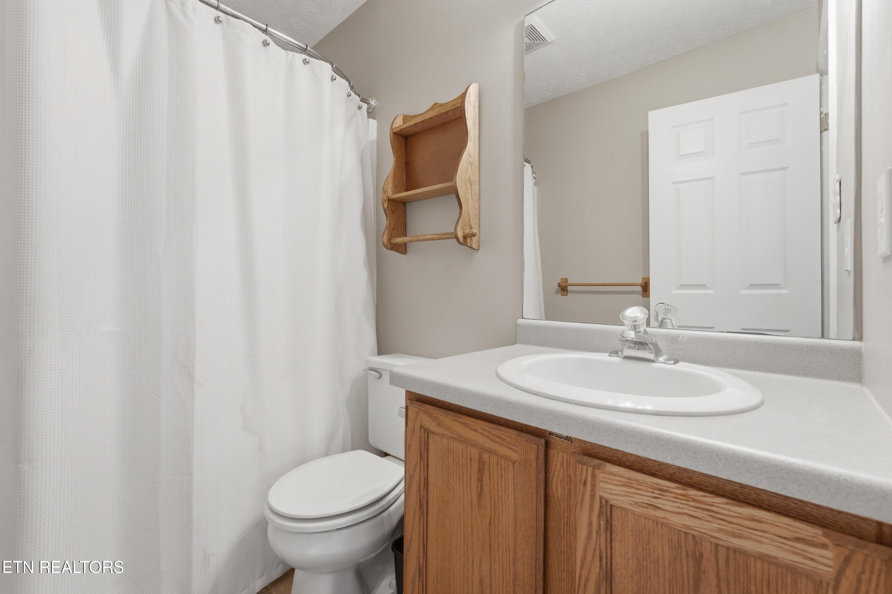 1129 Edenbridge Way Knoxville TN 37923