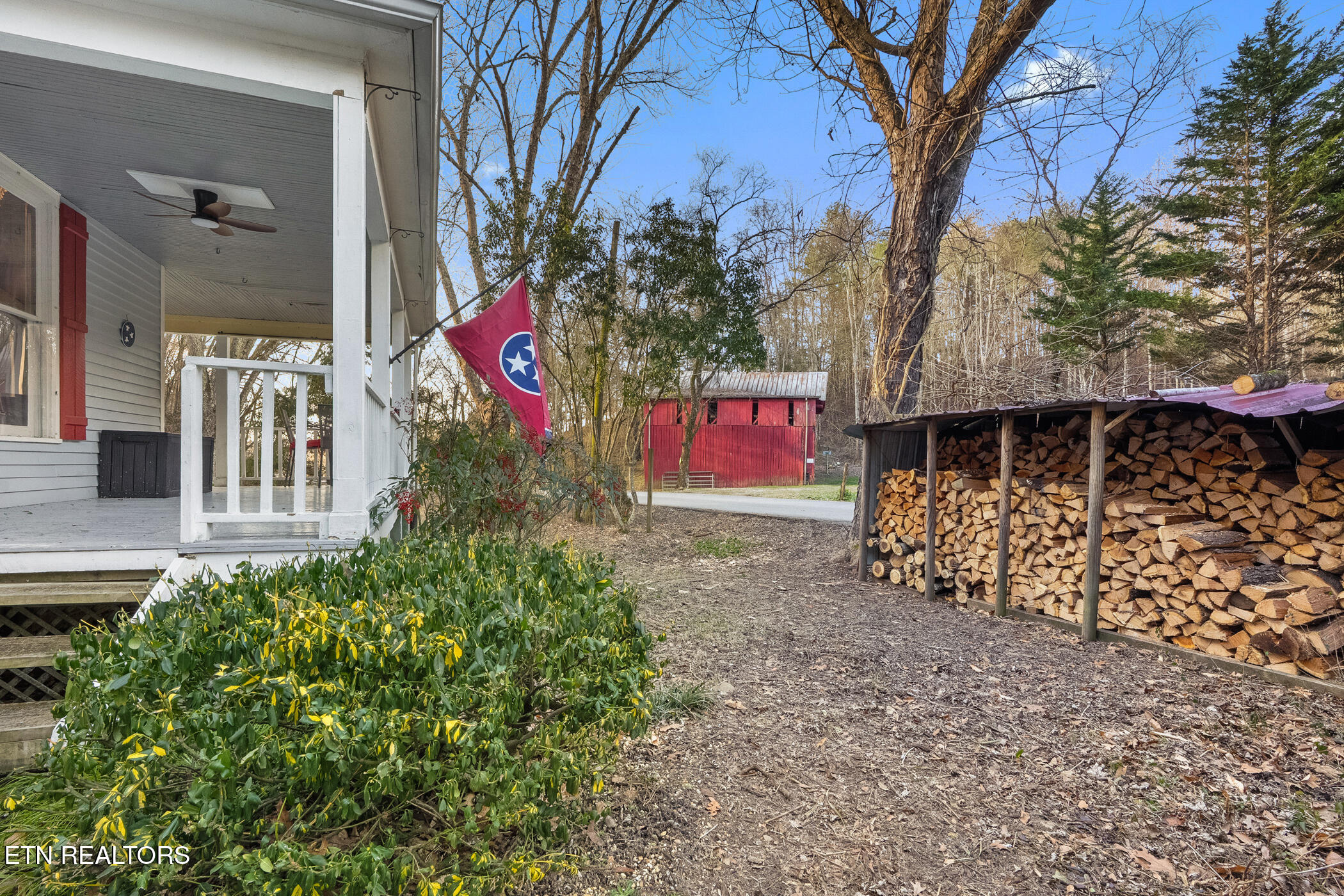 1355 Jackson Hollow Road Mosheim TN 37818