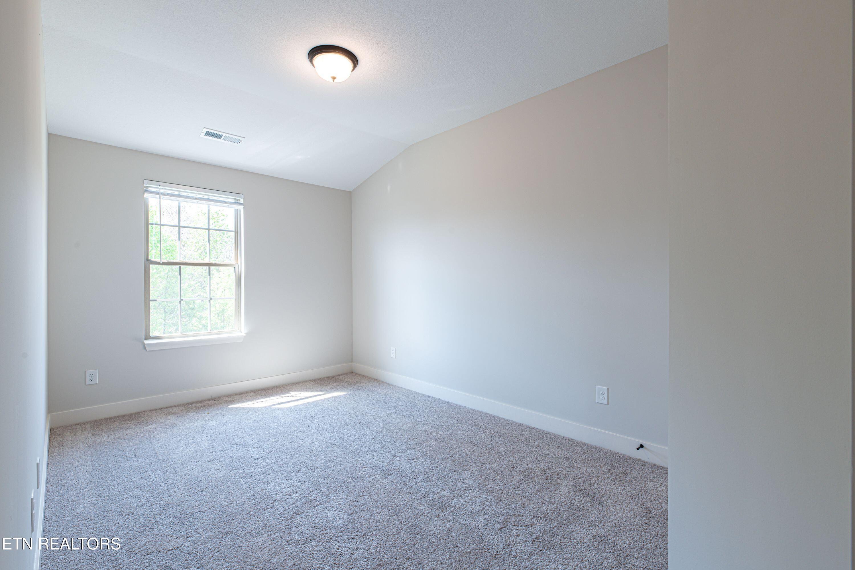 8990 Keenberg Lane Knoxville TN 37931