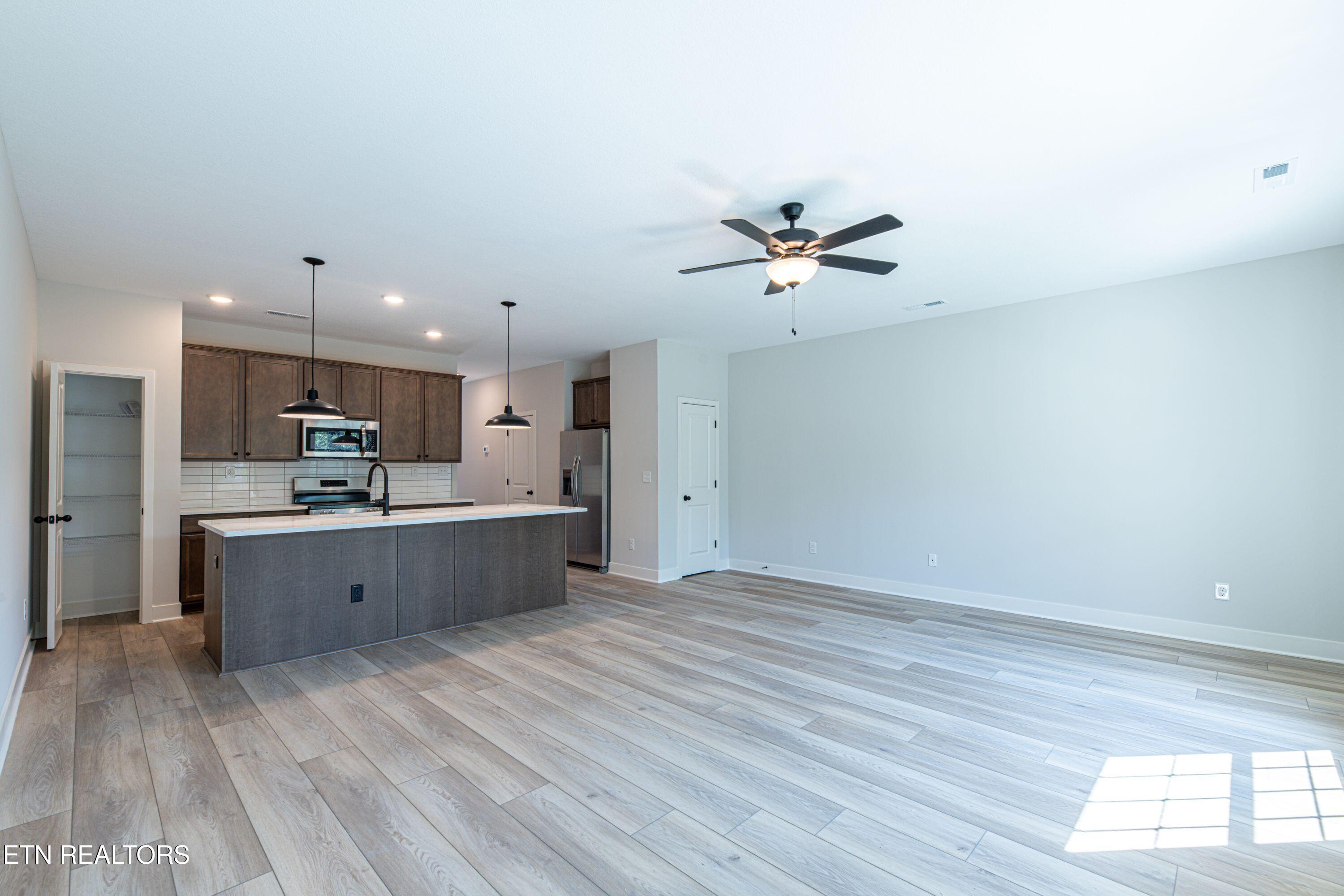 8990 Keenberg Lane Knoxville TN 37931