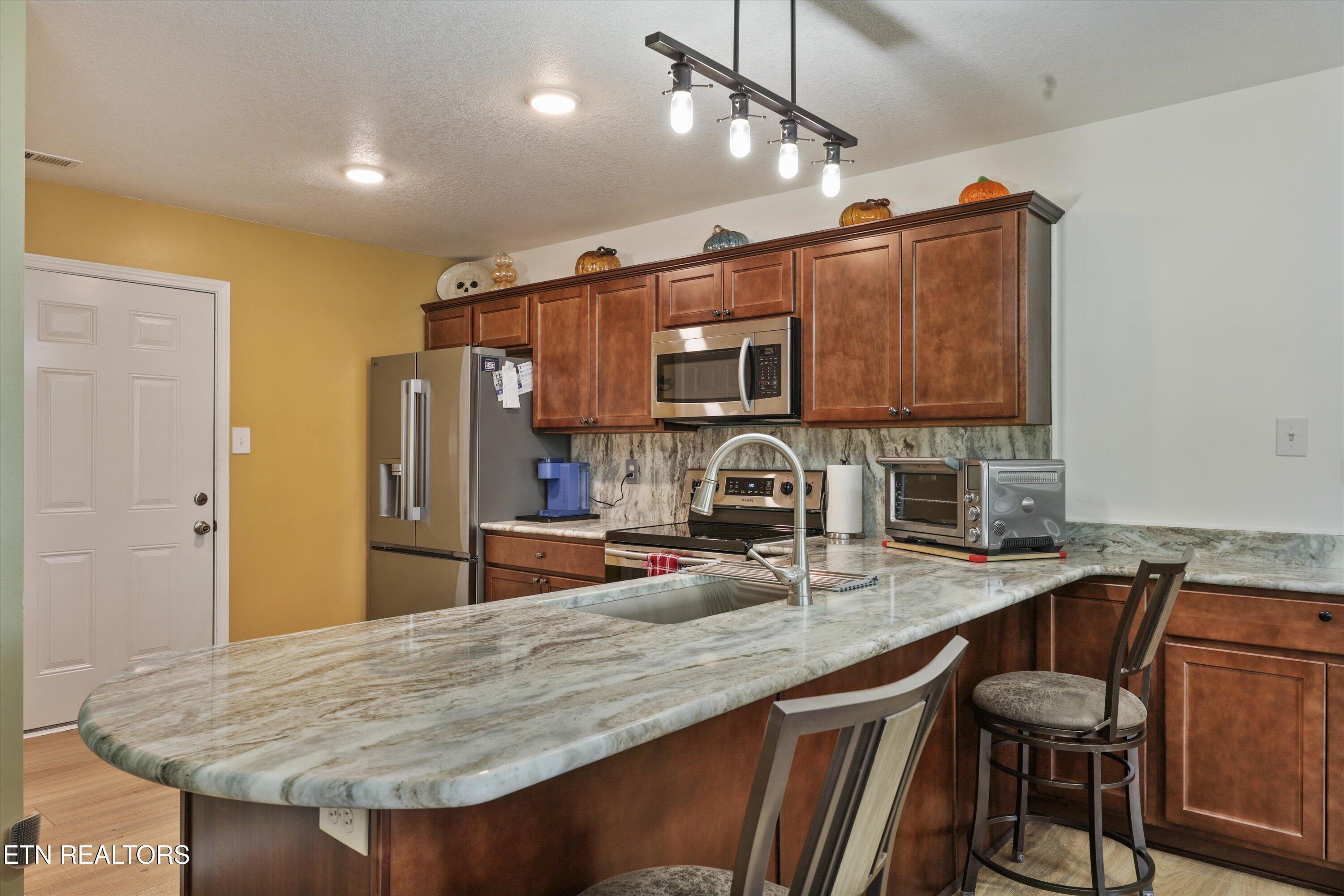 126 Hartfield Lane Loudon TN 37774