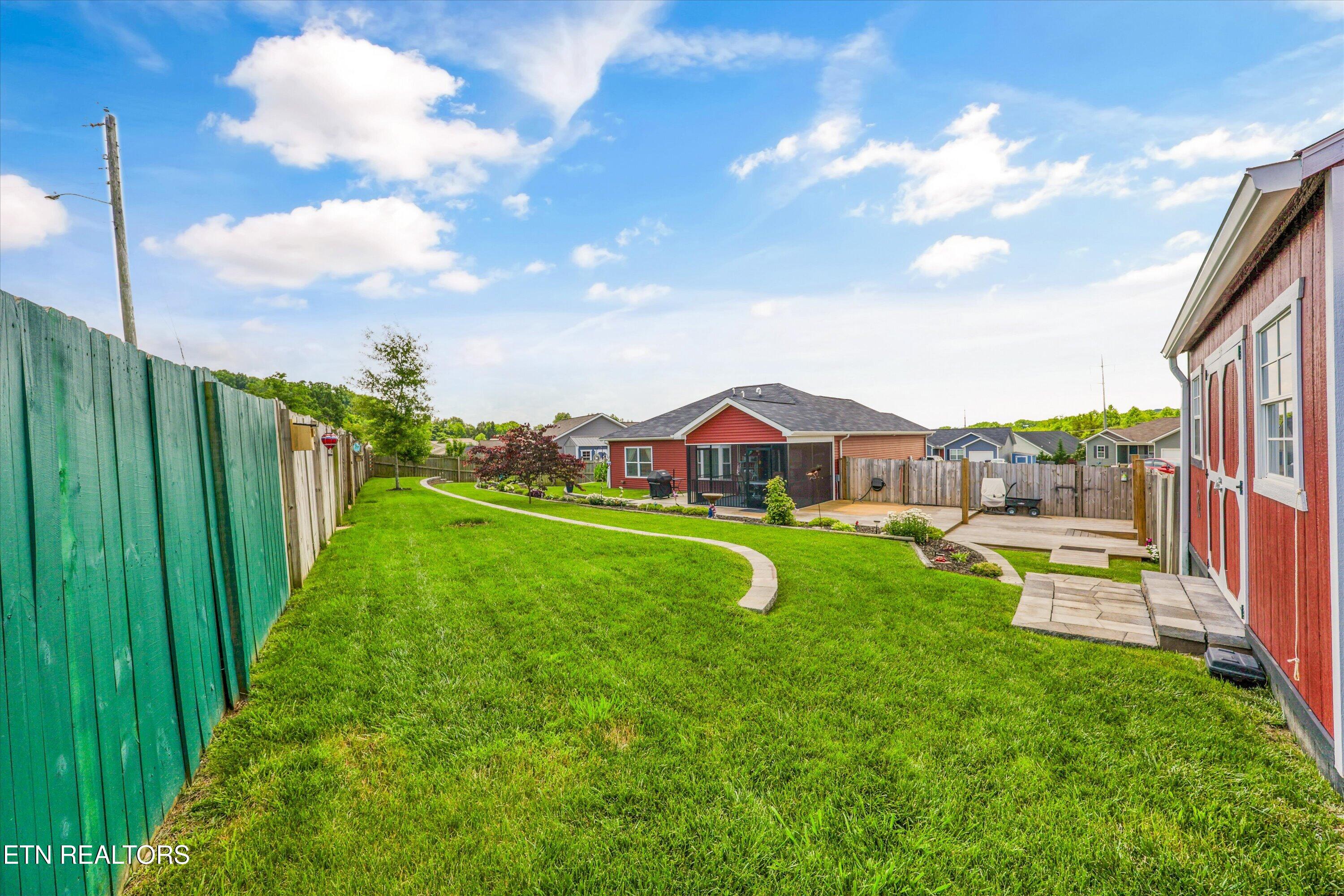 126 Hartfield Lane Loudon TN 37774