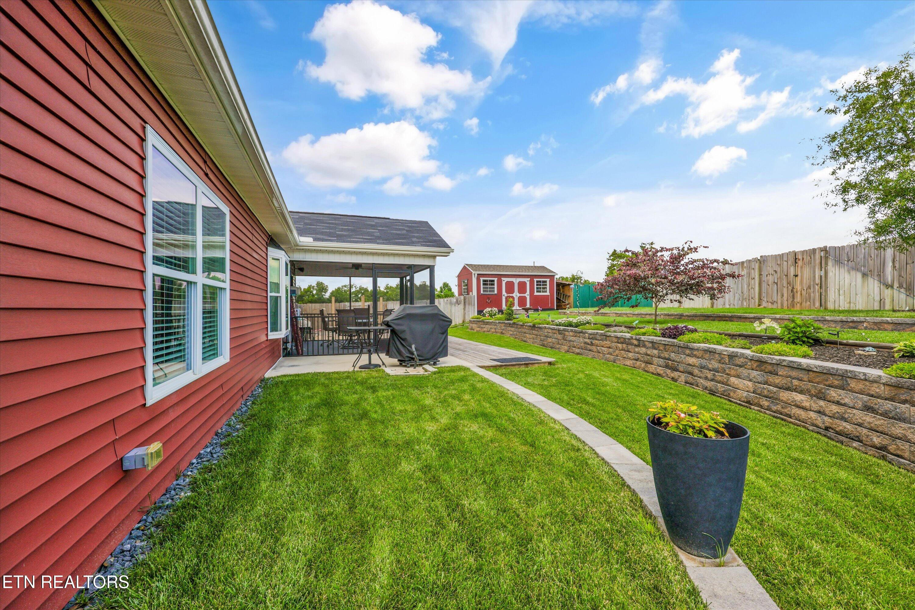 126 Hartfield Lane Loudon TN 37774