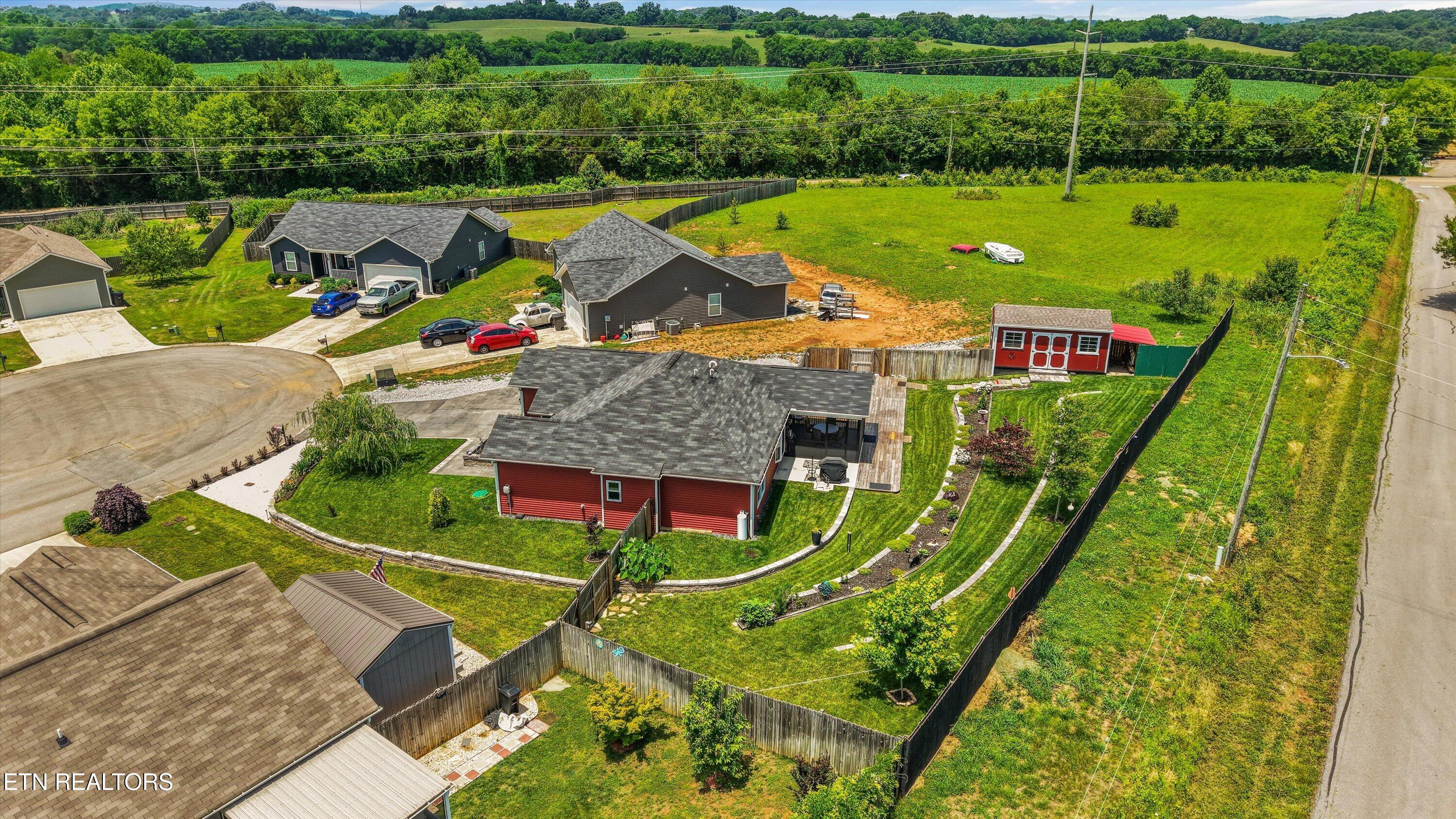 126 Hartfield Lane Loudon TN 37774