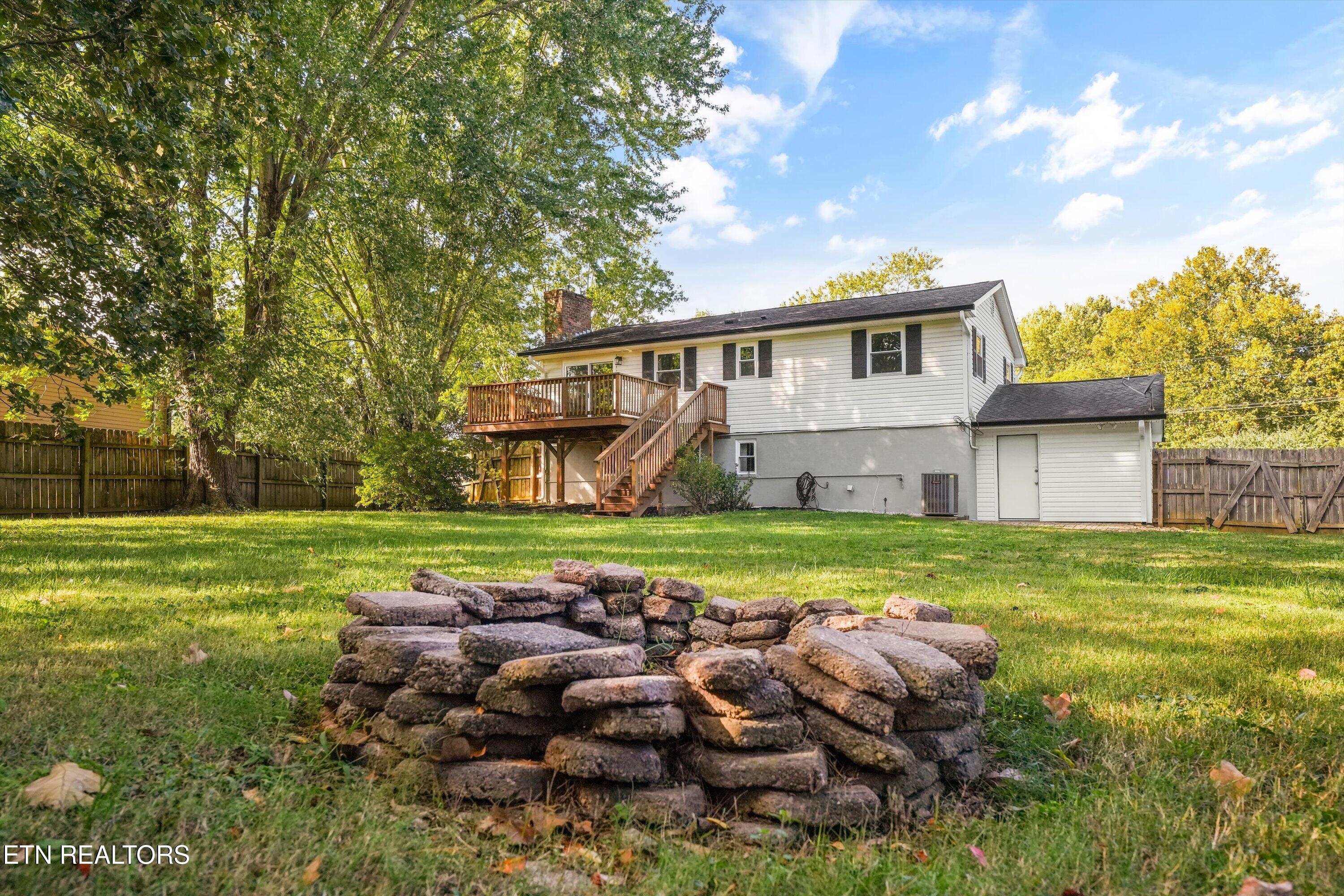 712 Owl Hollow Road Knoxville TN 37923