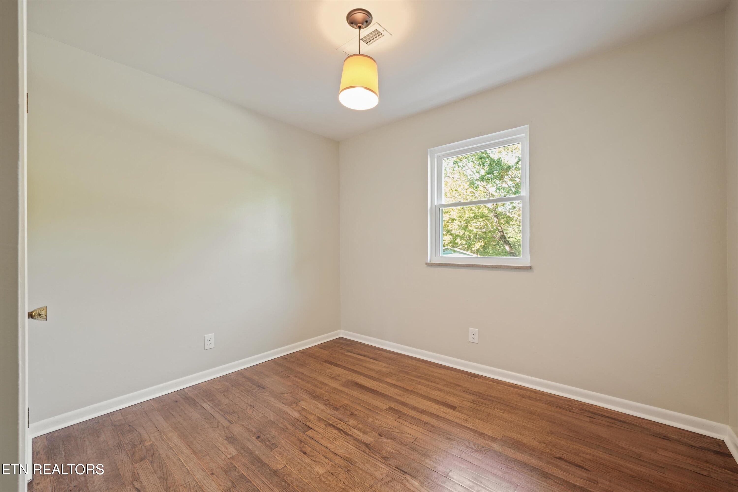 712 Owl Hollow Road Knoxville TN 37923