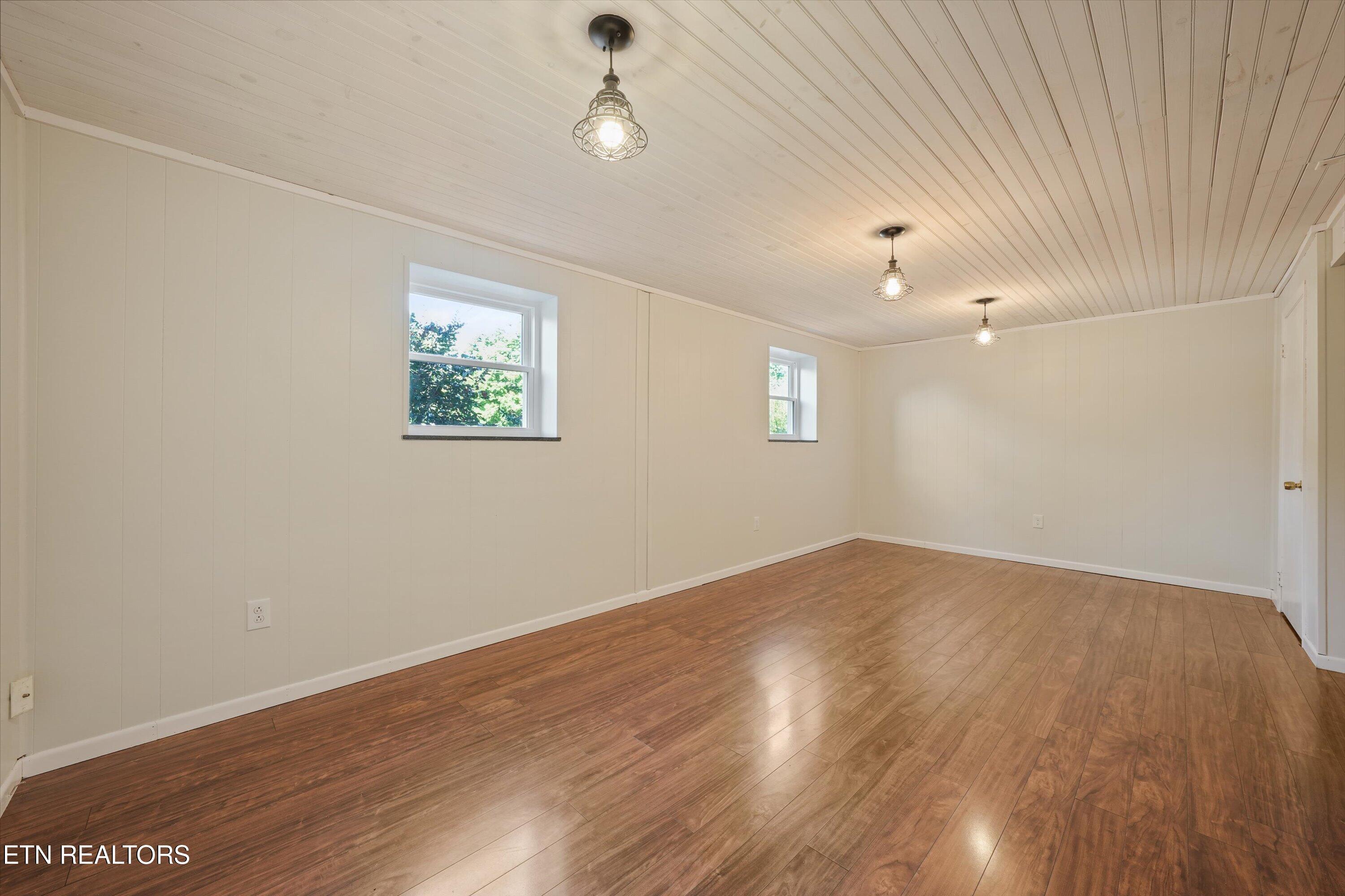 712 Owl Hollow Road Knoxville TN 37923
