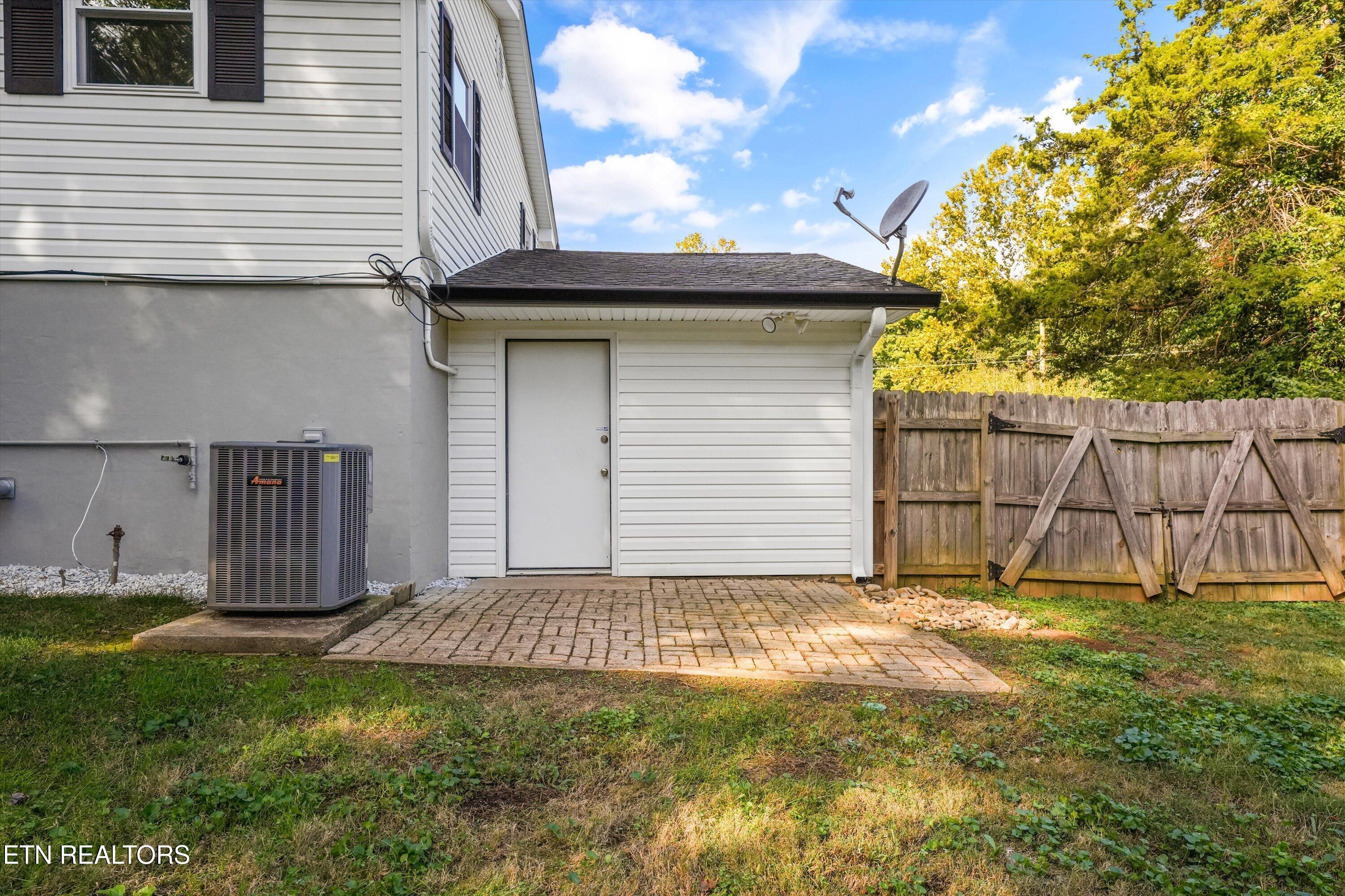 712 Owl Hollow Road Knoxville TN 37923
