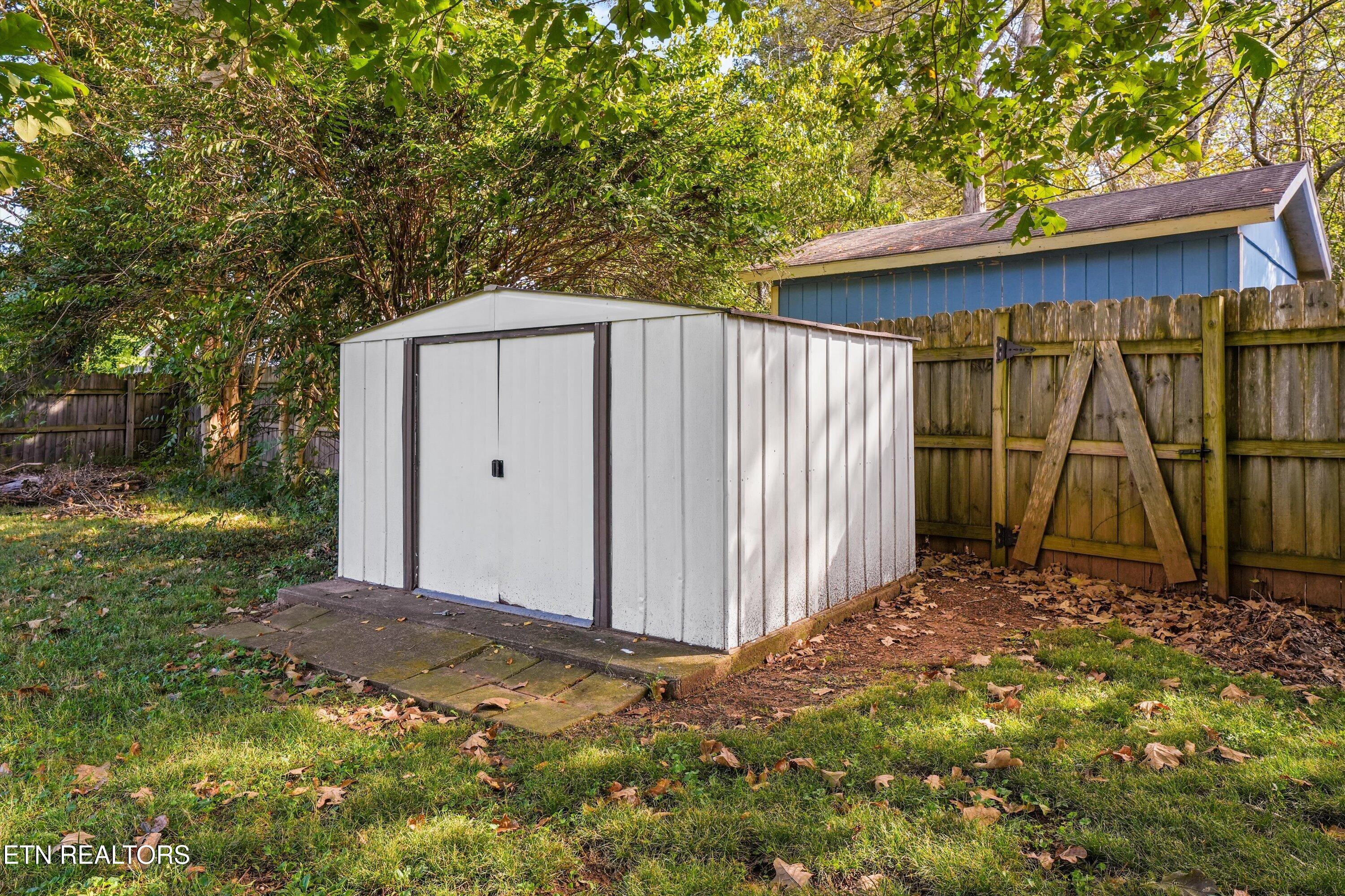 712 Owl Hollow Road Knoxville TN 37923