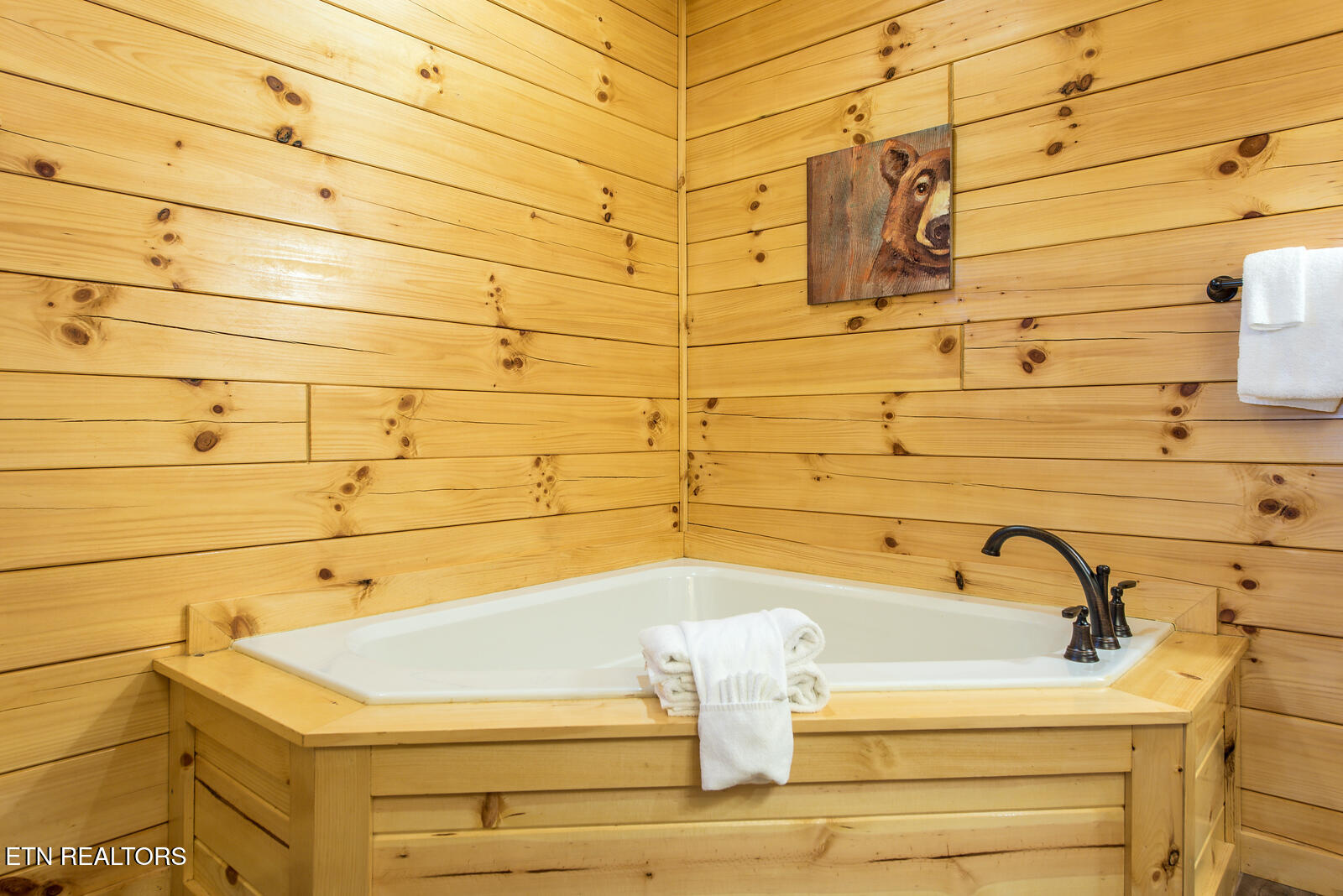 921,22,27 Statham Way Gatlinburg TN 37738