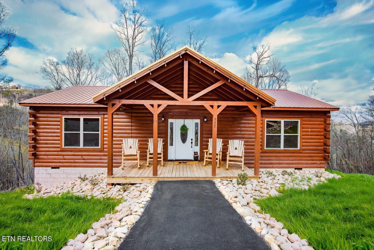 921,22,27 Statham Way Gatlinburg TN 37738