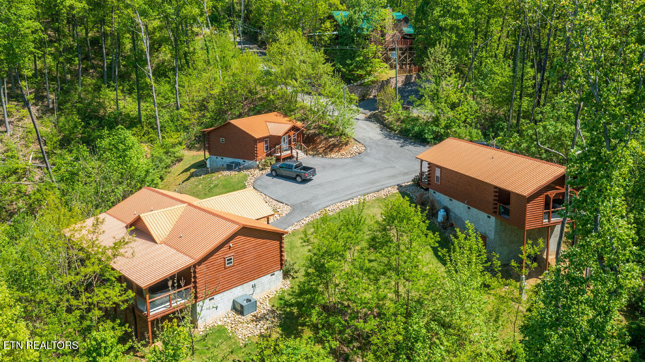 921,22,27 Statham Way Gatlinburg TN 37738