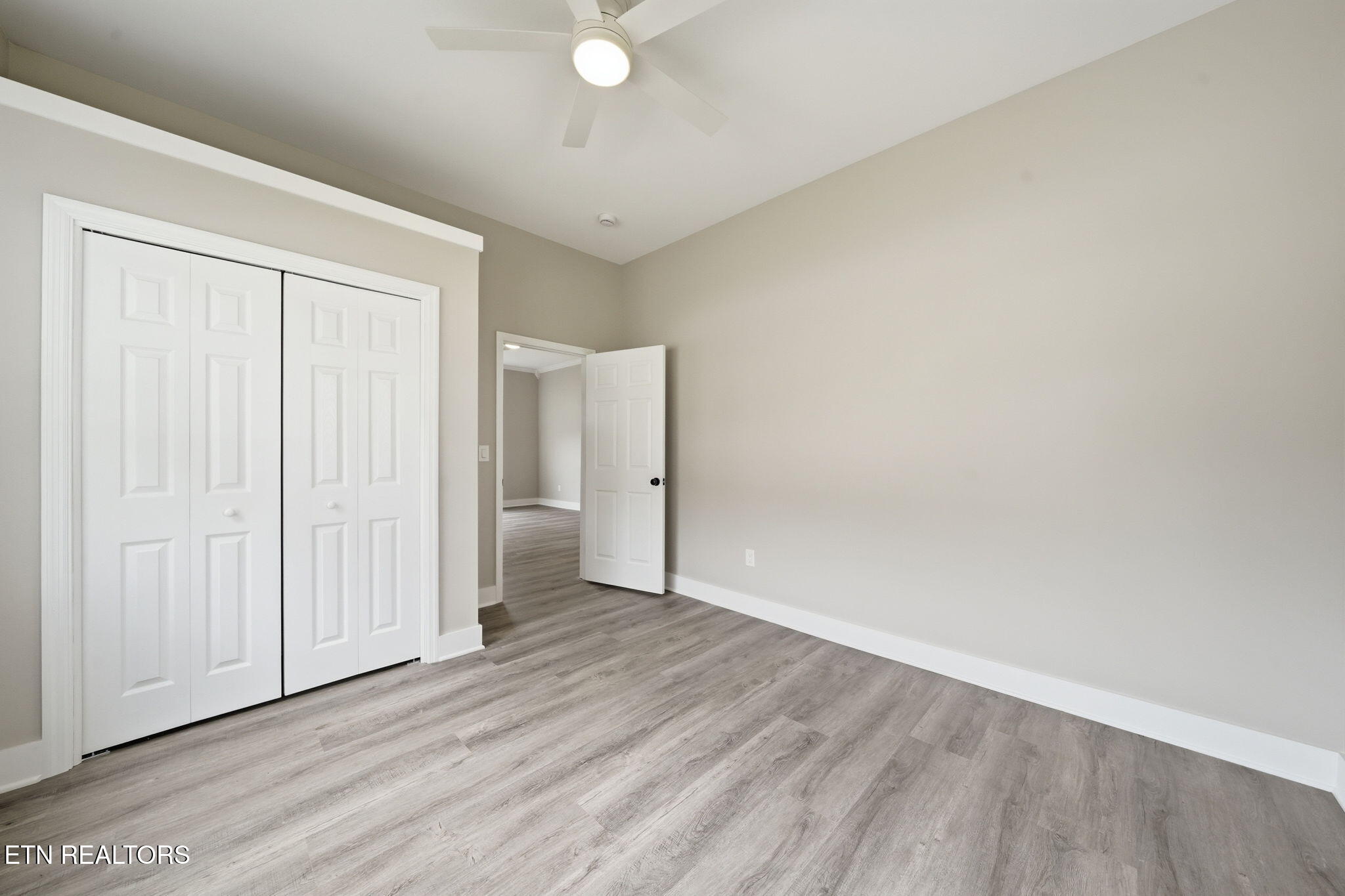 210 E 1st Avenue Lenoir City TN 37771