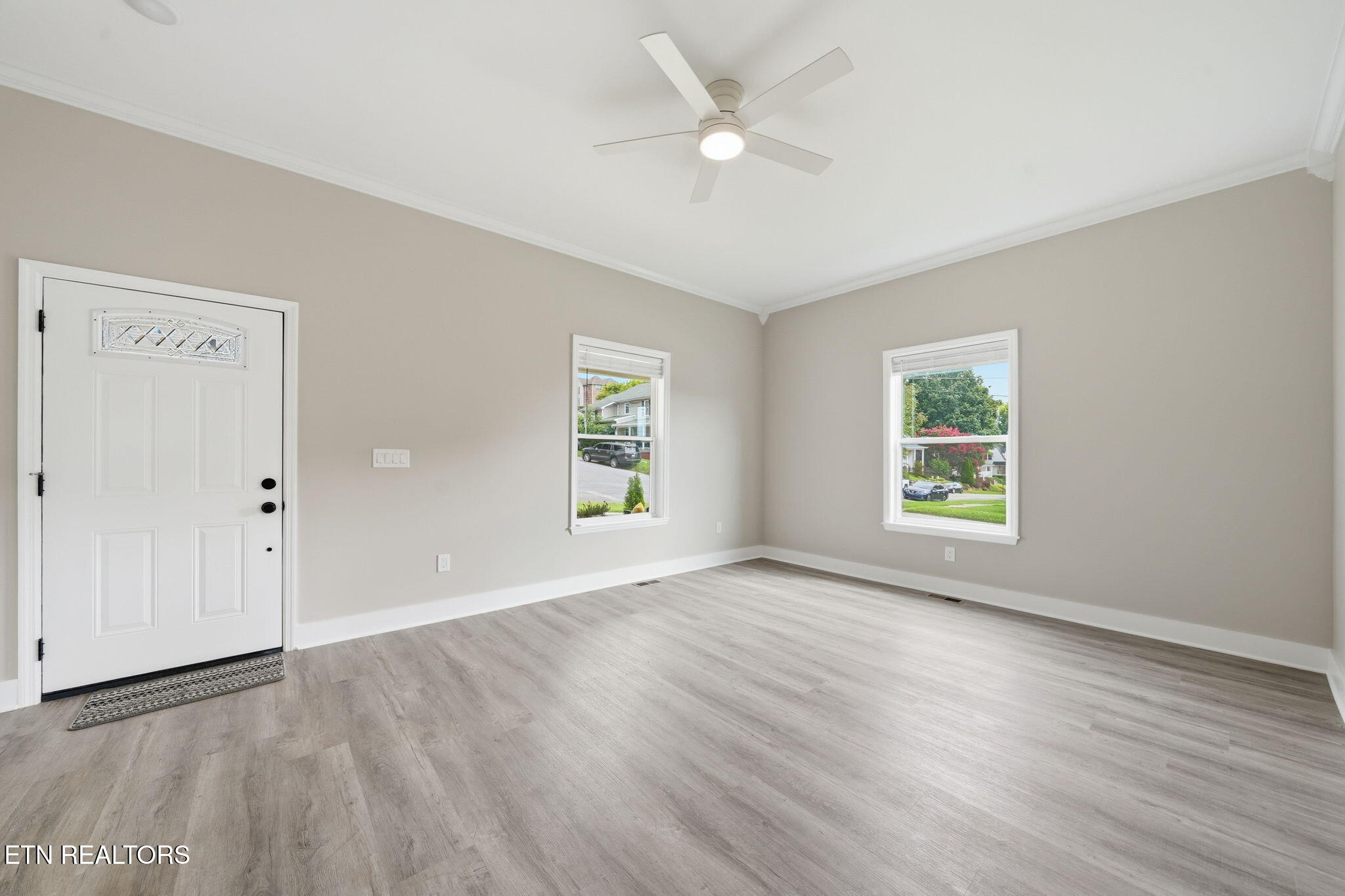 210 E 1st Avenue Lenoir City TN 37771