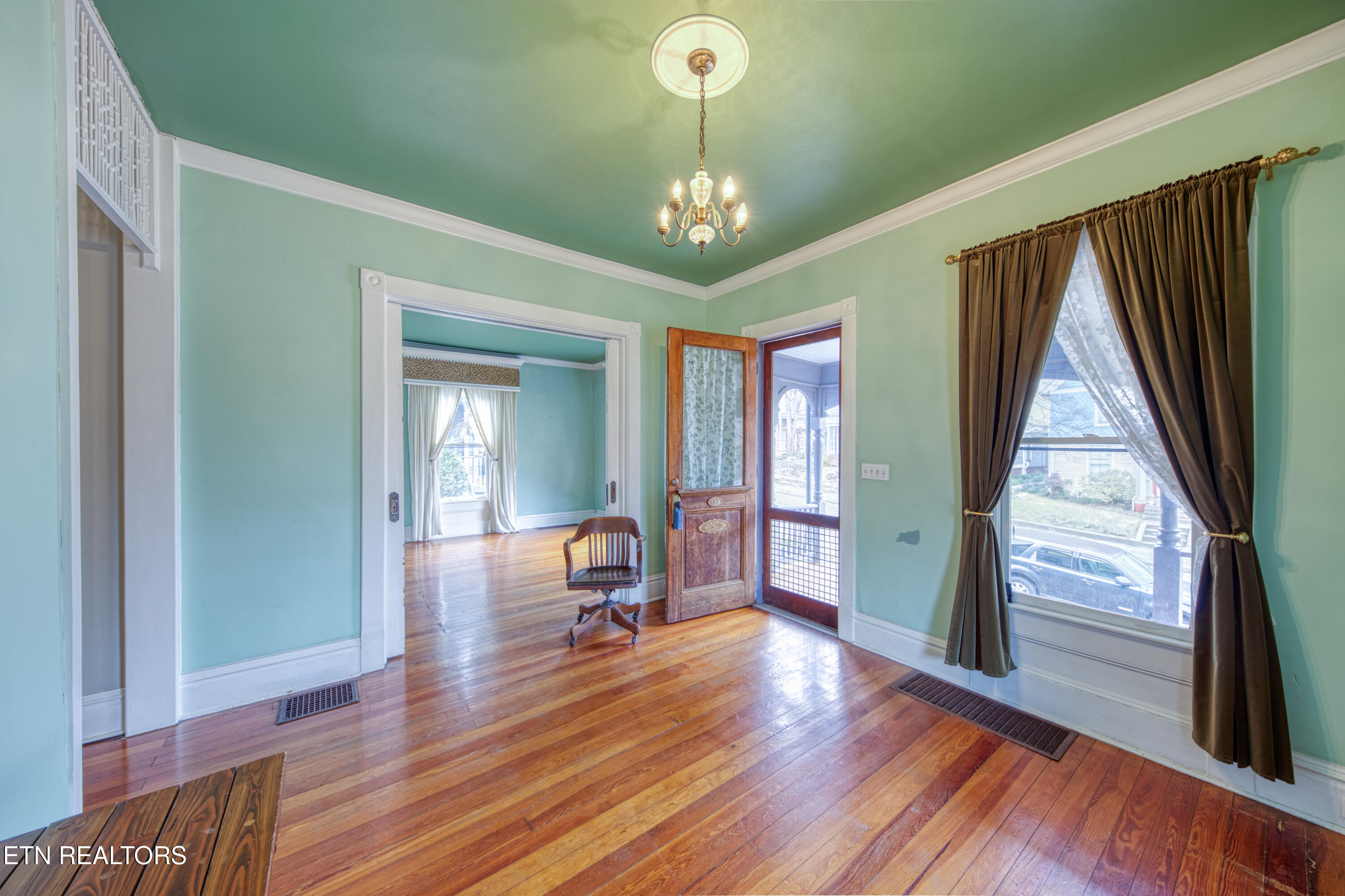 703 Luttrell Street Knoxville TN 37917