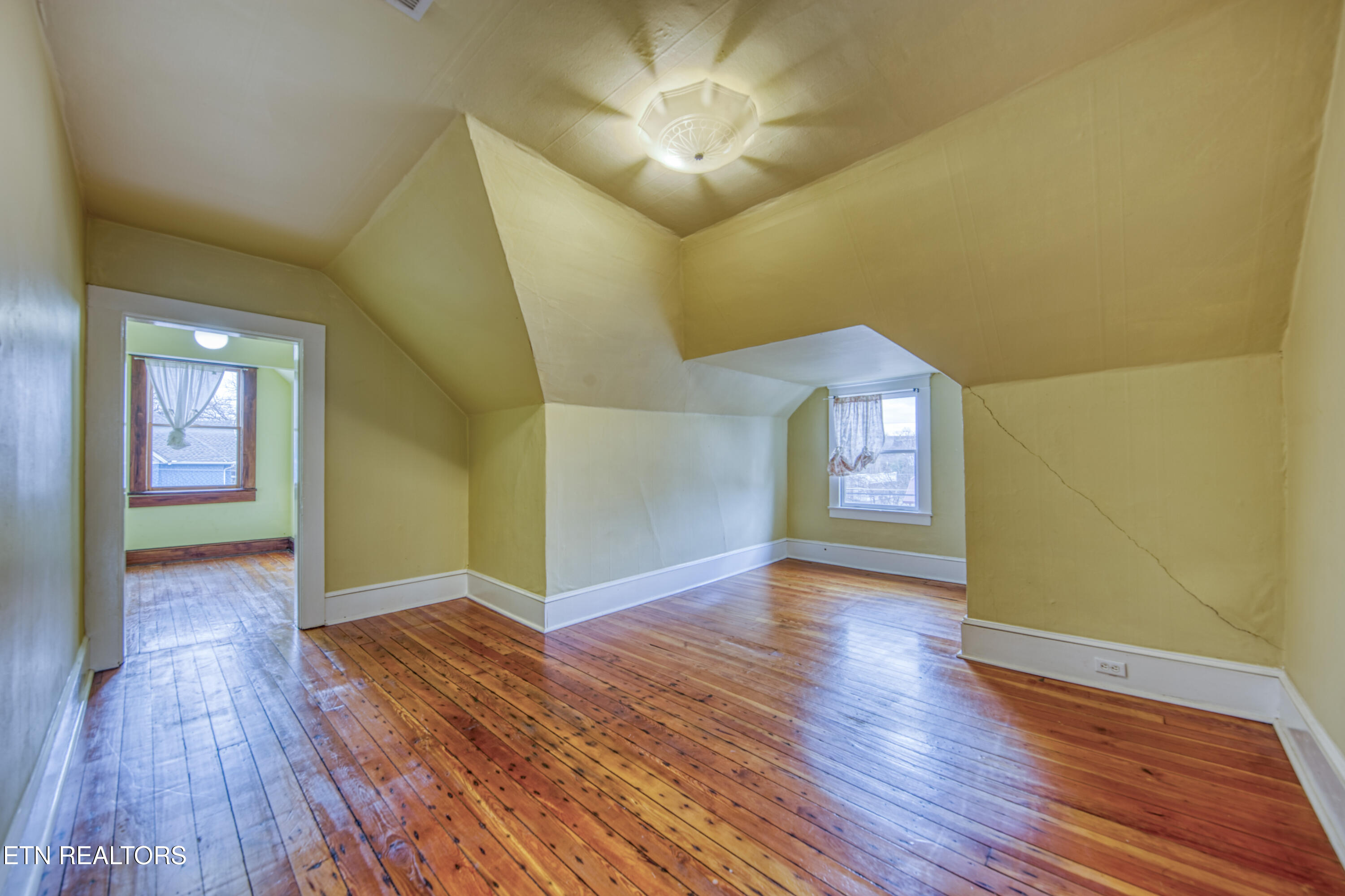 703 Luttrell Street Knoxville TN 37917