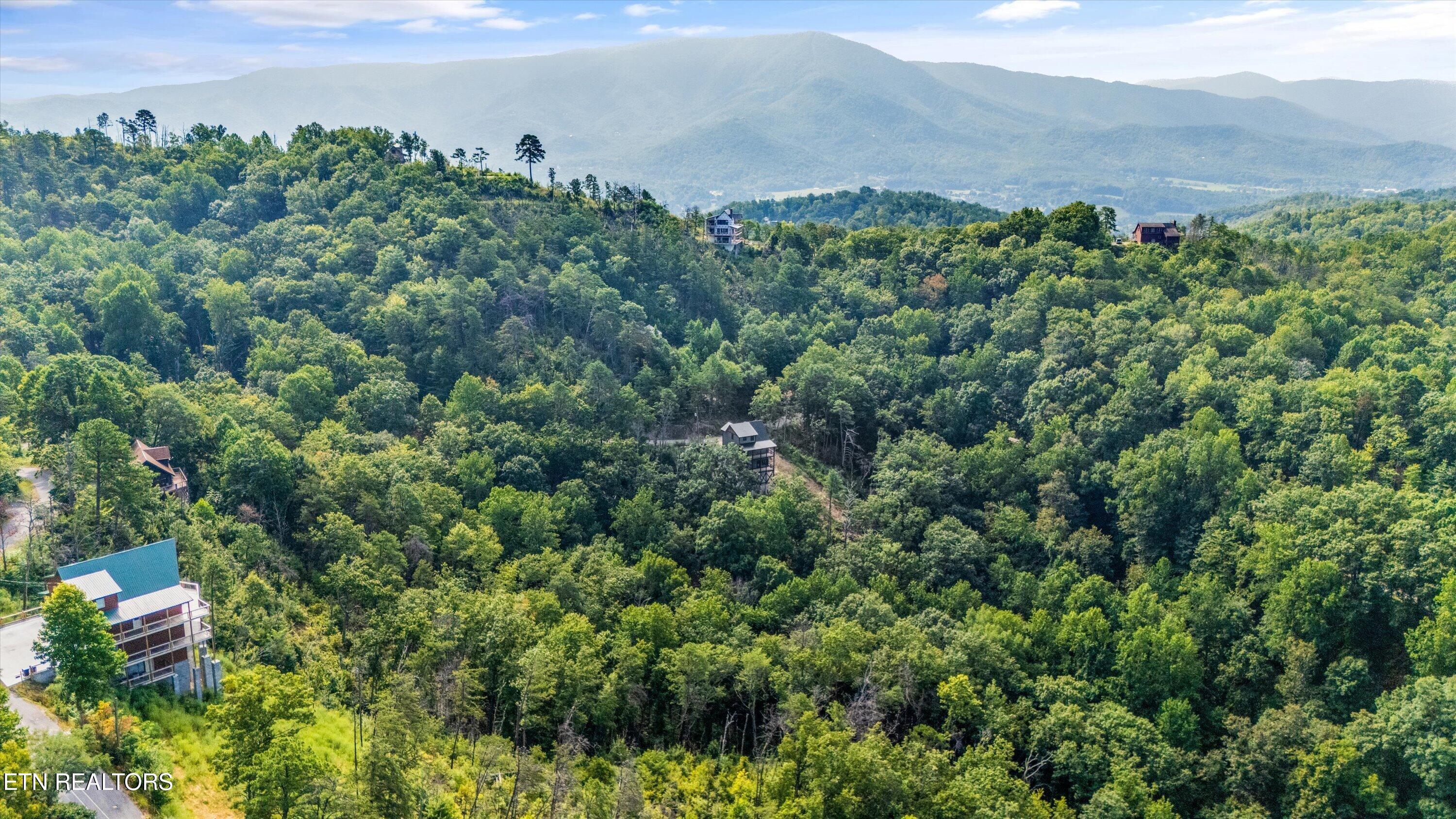 3414 Sugar Maple Loop Road Sevierville TN 37862