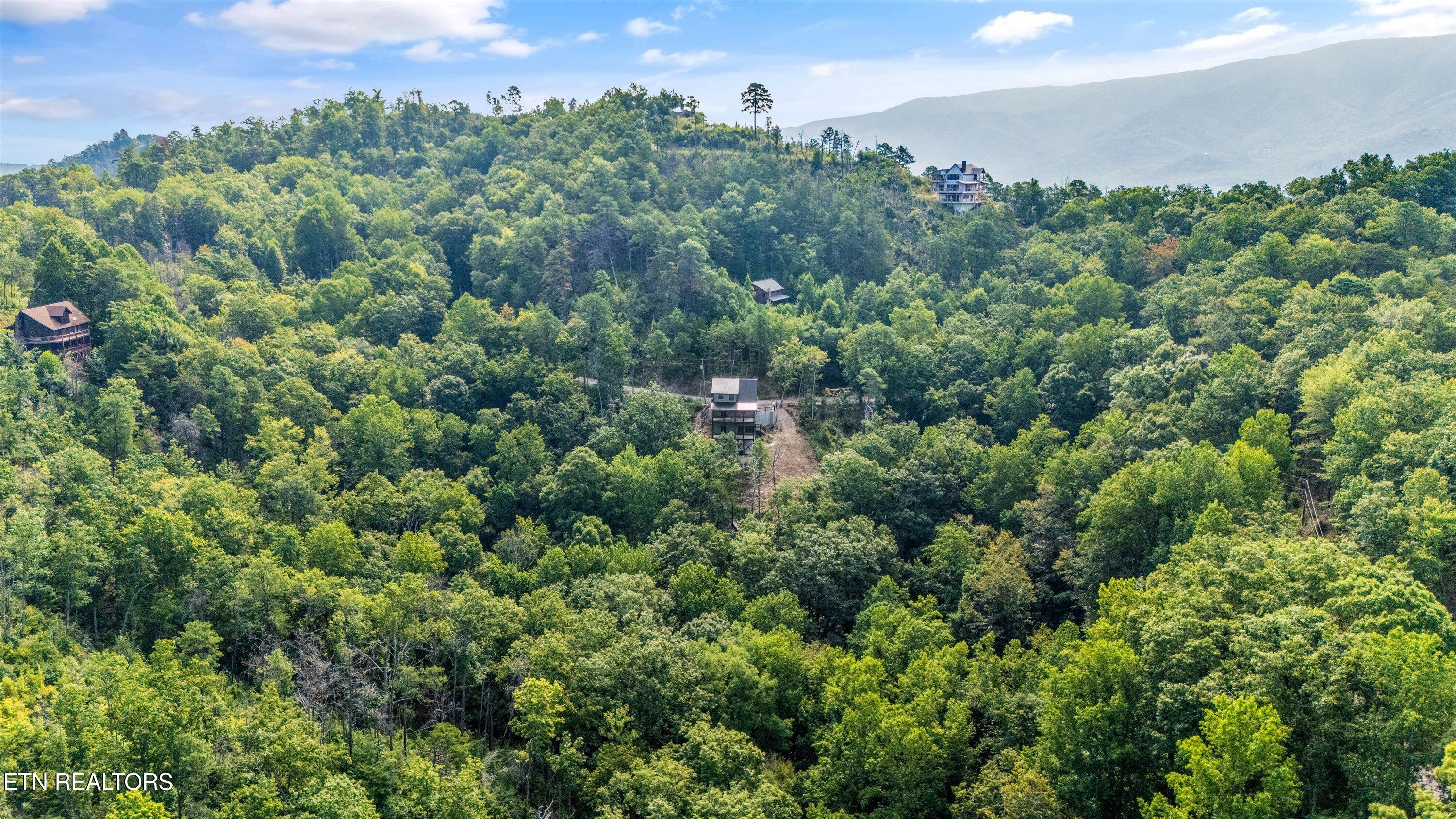 3414 Sugar Maple Loop Road Sevierville TN 37862