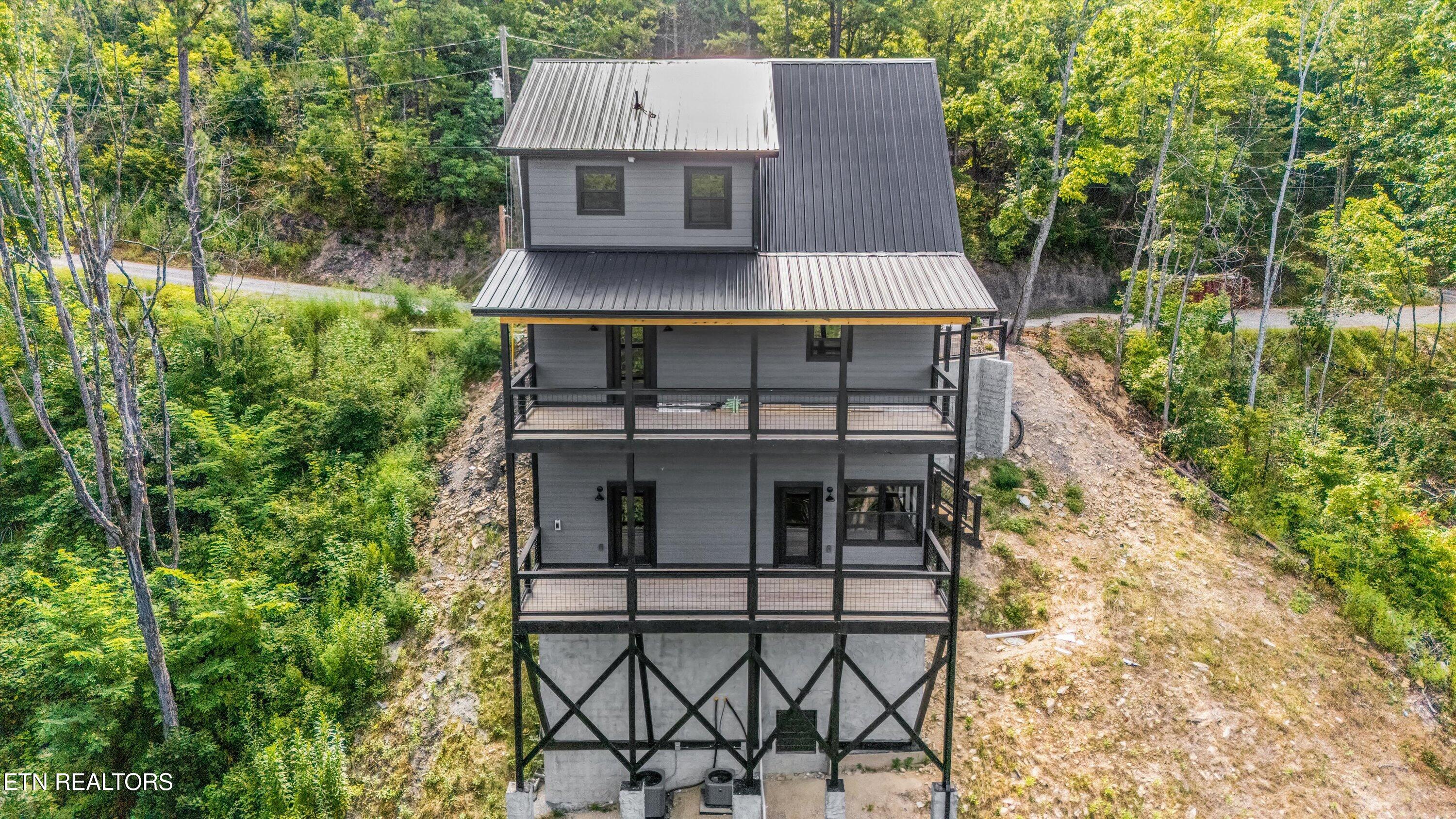 3414 Sugar Maple Loop Road Sevierville TN 37862