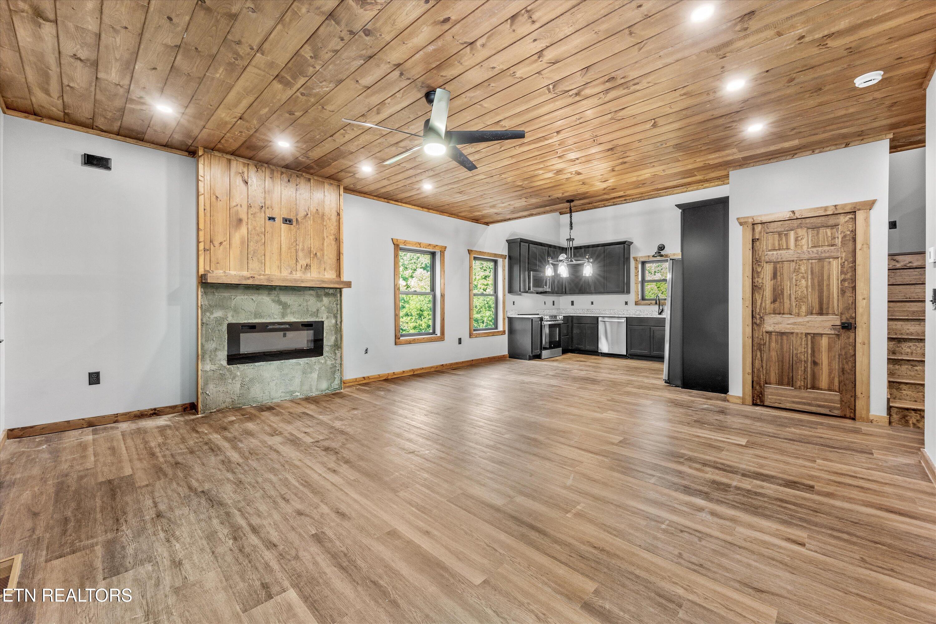 3414 Sugar Maple Loop Road Sevierville TN 37862