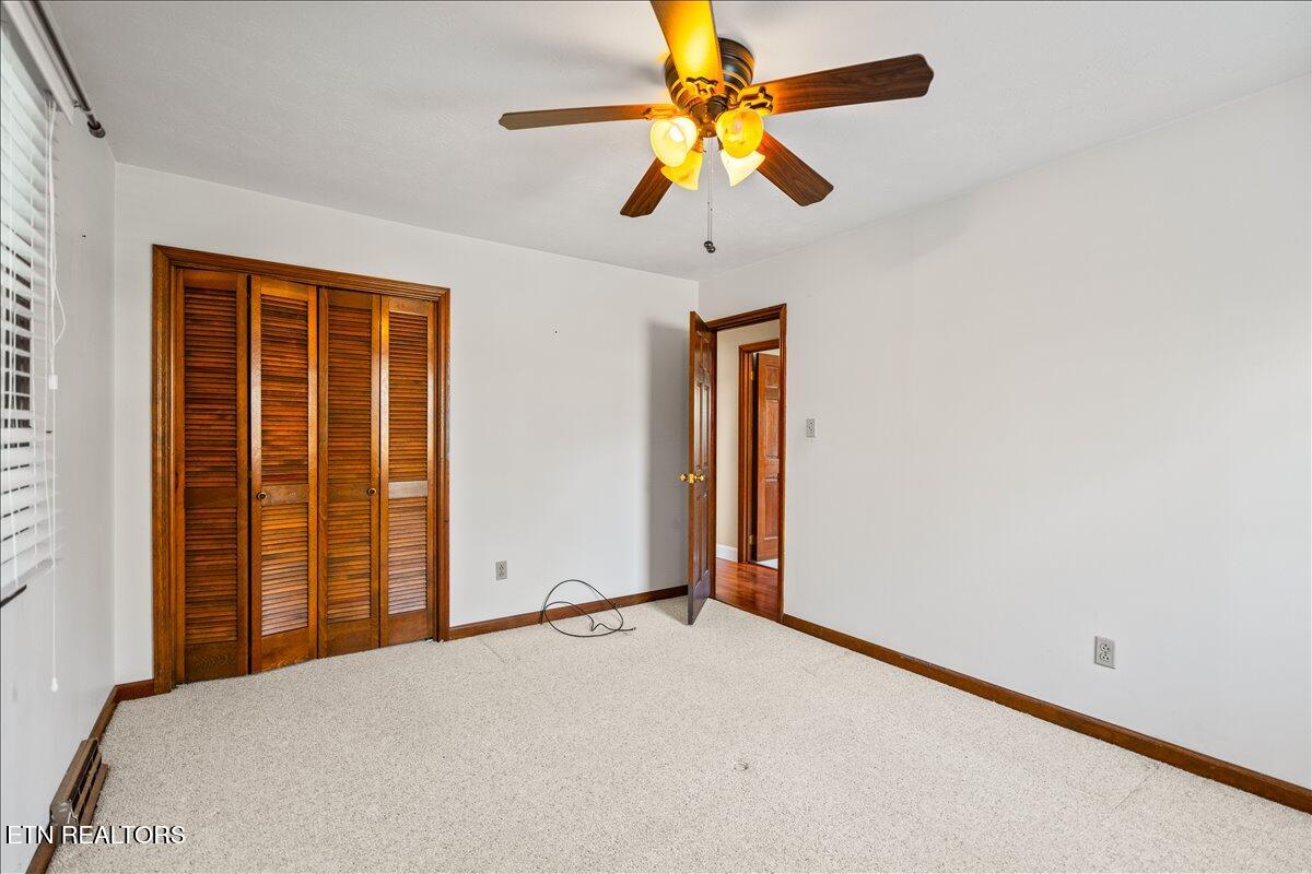 301 Wheeler Lane Lafollette TN 37766