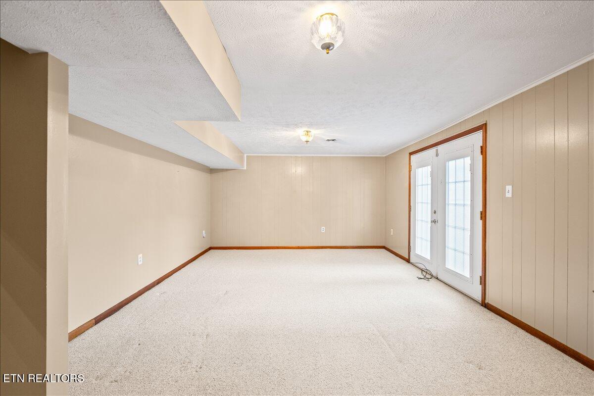 301 Wheeler Lane Lafollette TN 37766