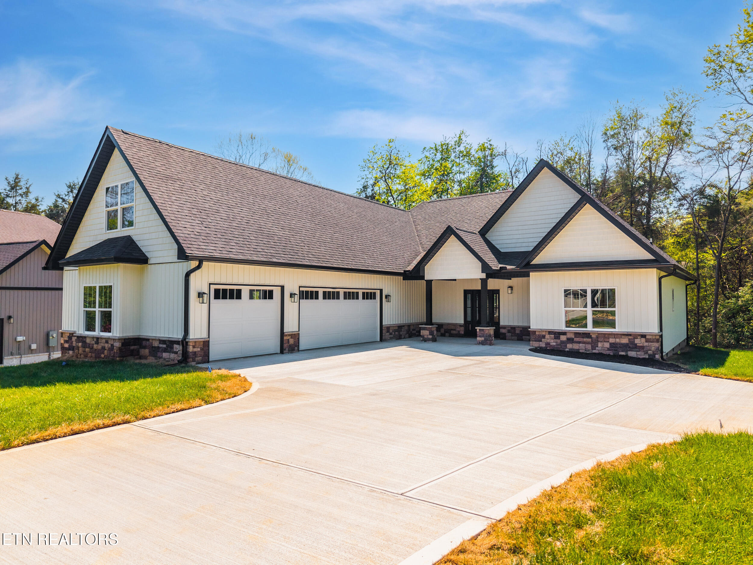 201 Chatuga Way Loudon TN 37774