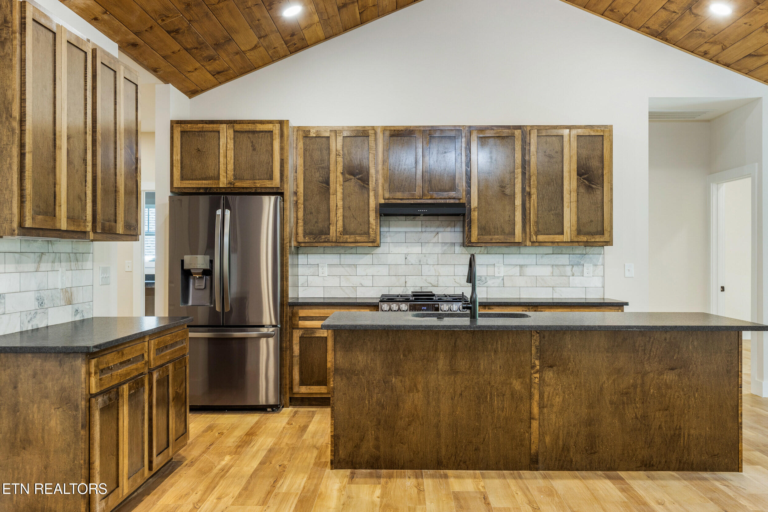 201 Chatuga Way Loudon TN 37774