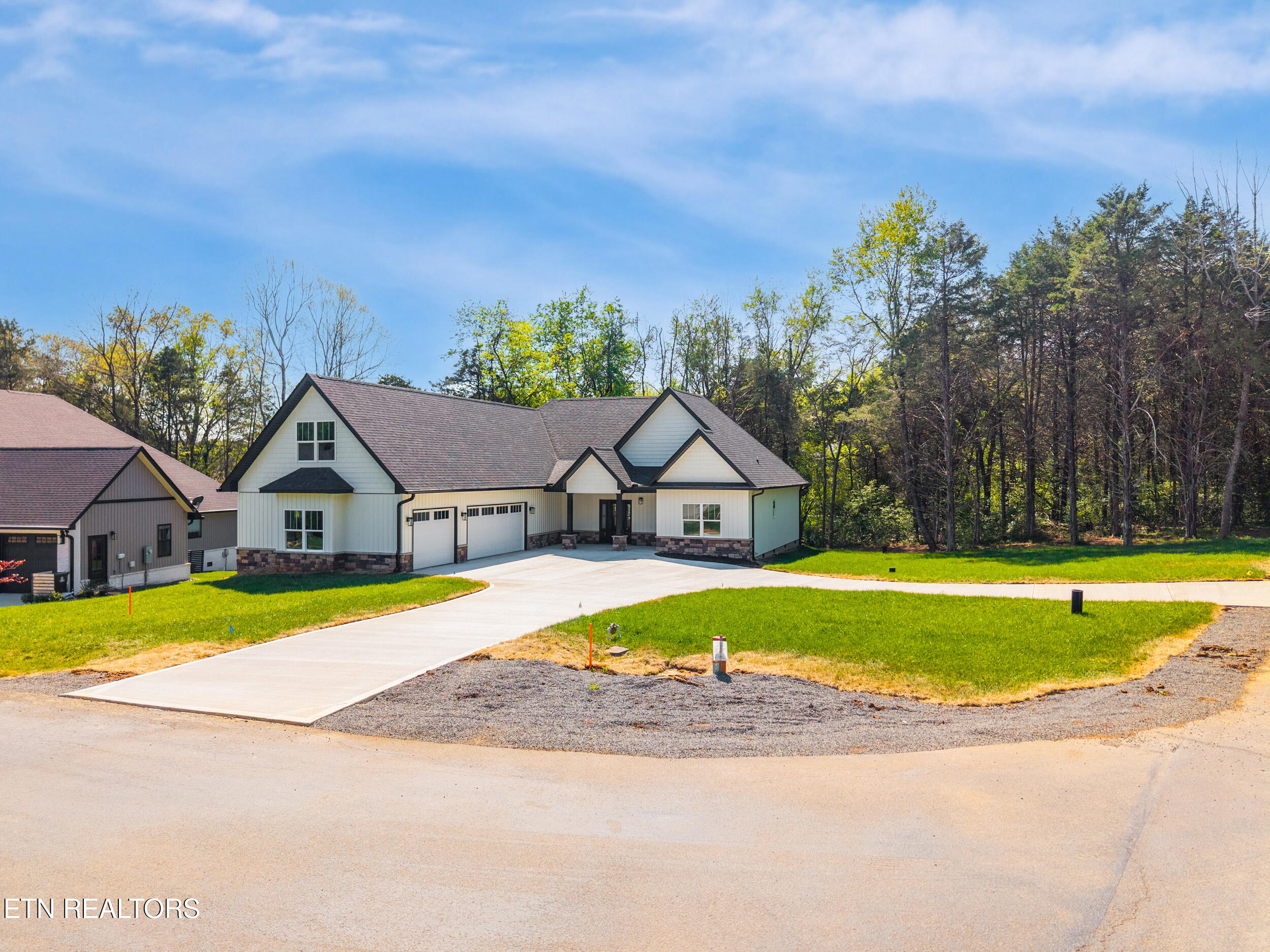 201 Chatuga Way Loudon TN 37774