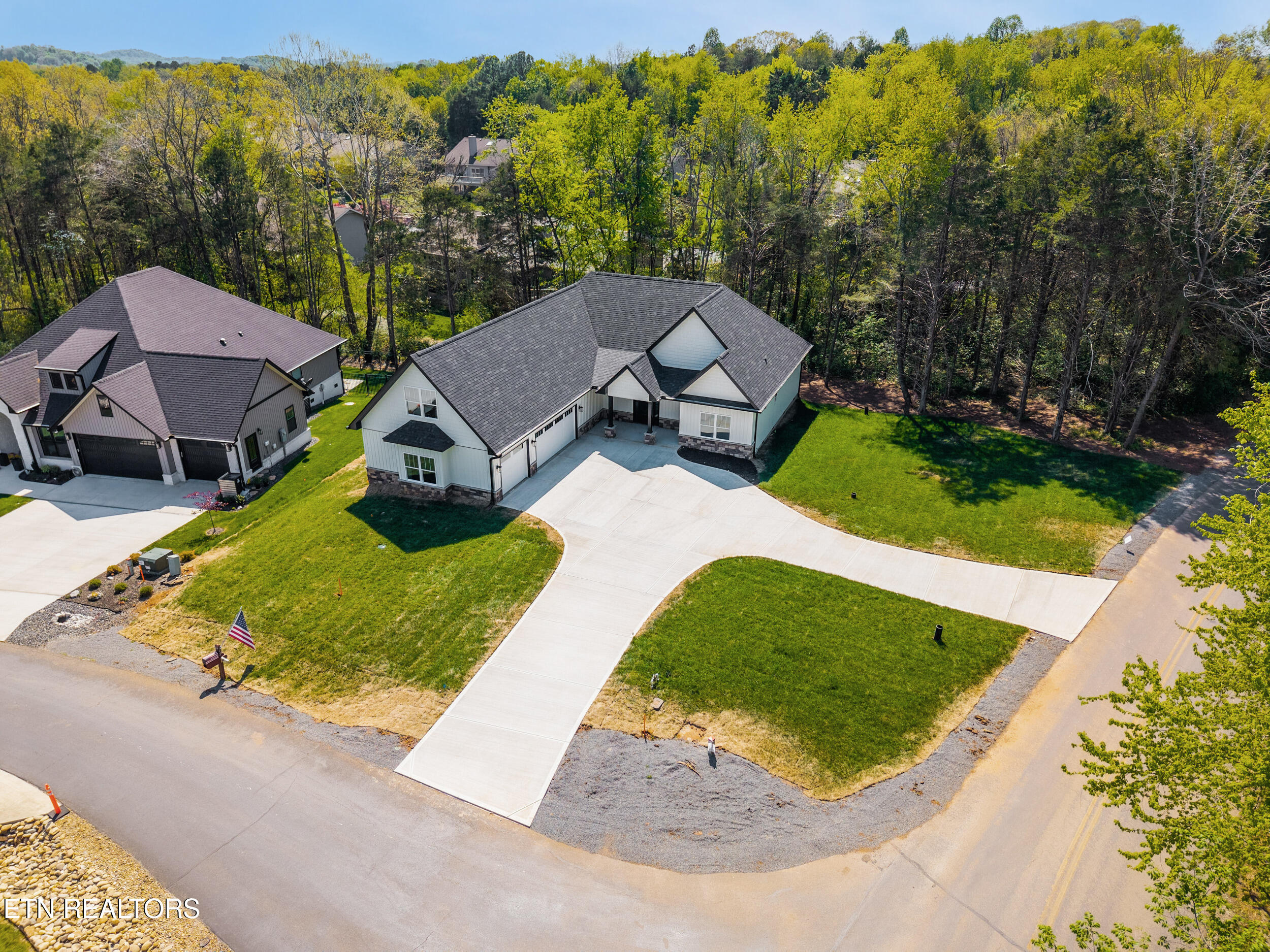 201 Chatuga Way Loudon TN 37774