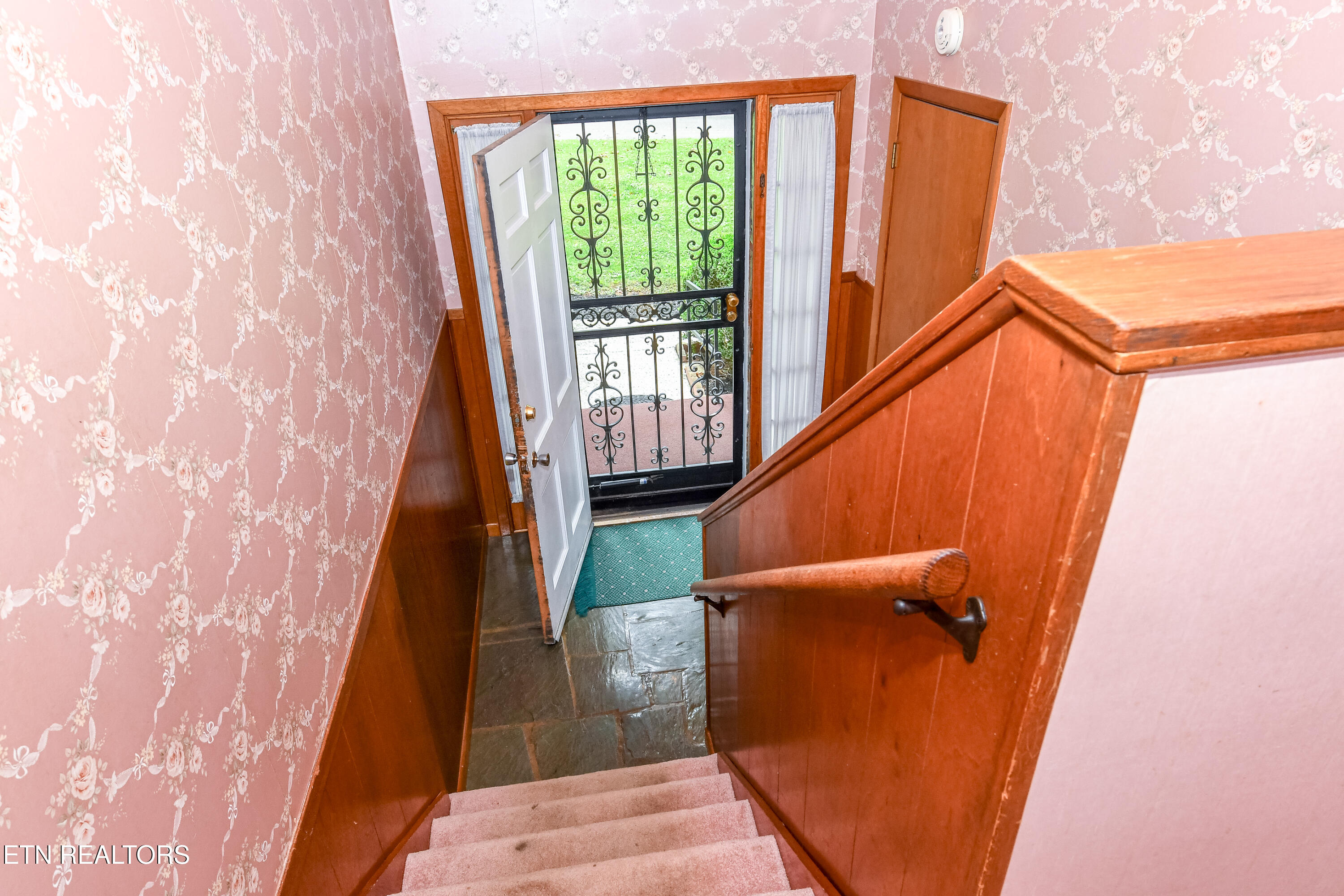8705 Longmeade Drive Knoxville TN 37923