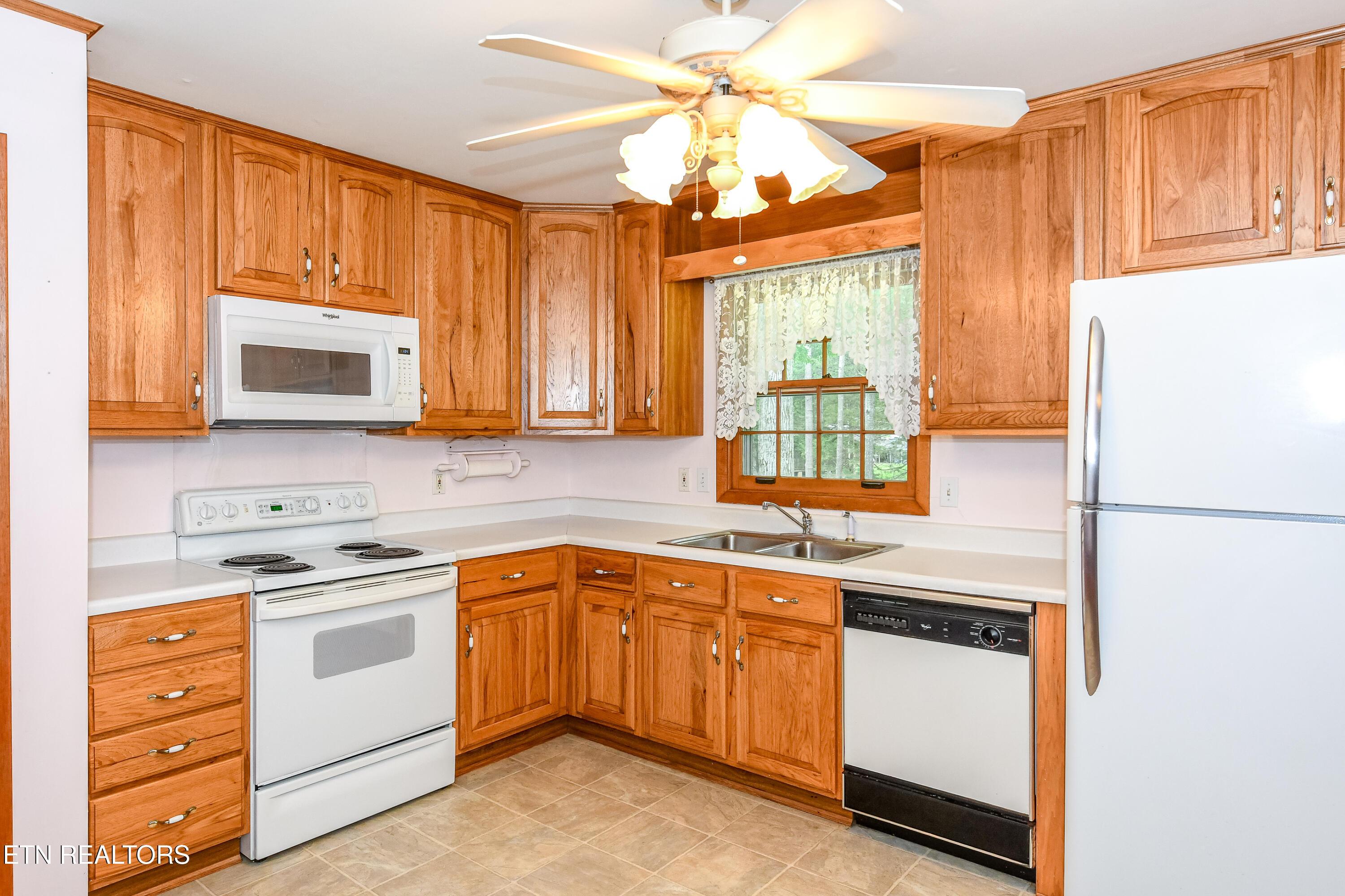 8705 Longmeade Drive Knoxville TN 37923